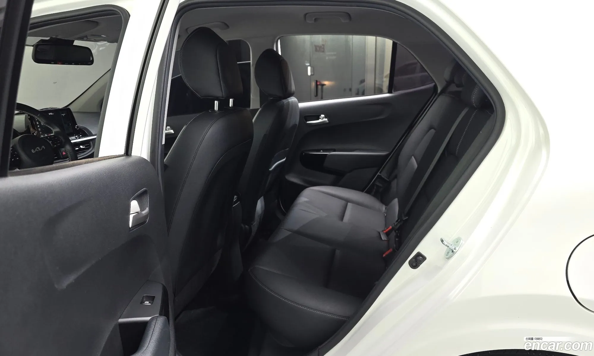 Kia Morning Urban 2023 — 28