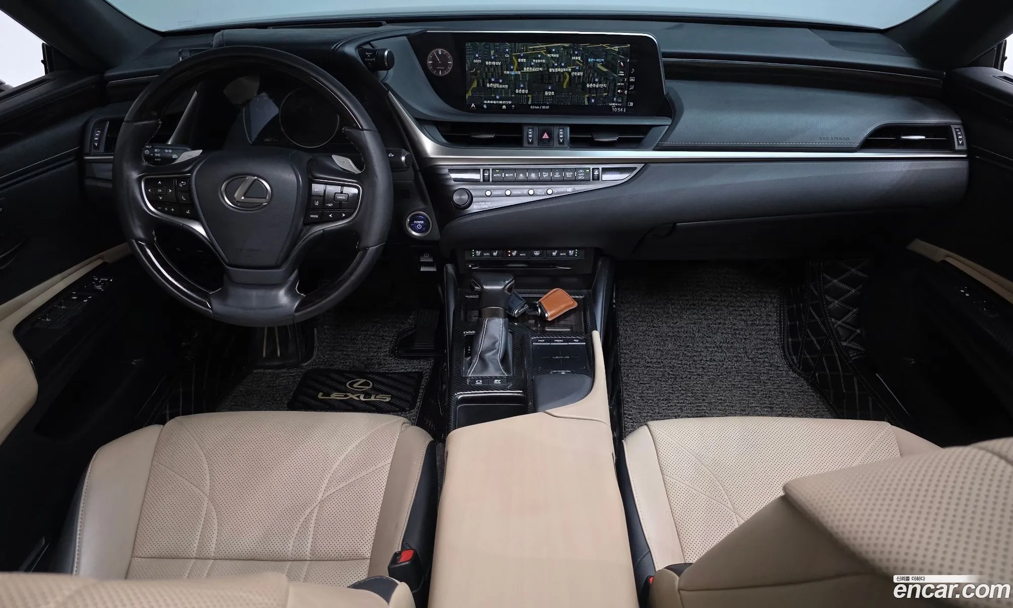 Lexus ES300h 7th Gen 2019 — 30