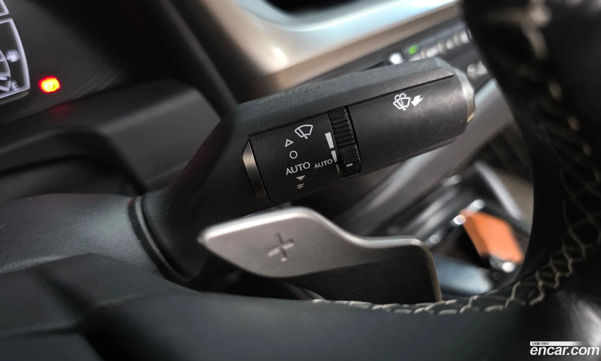 Lexus ES300h 7th Gen 2019 — 35