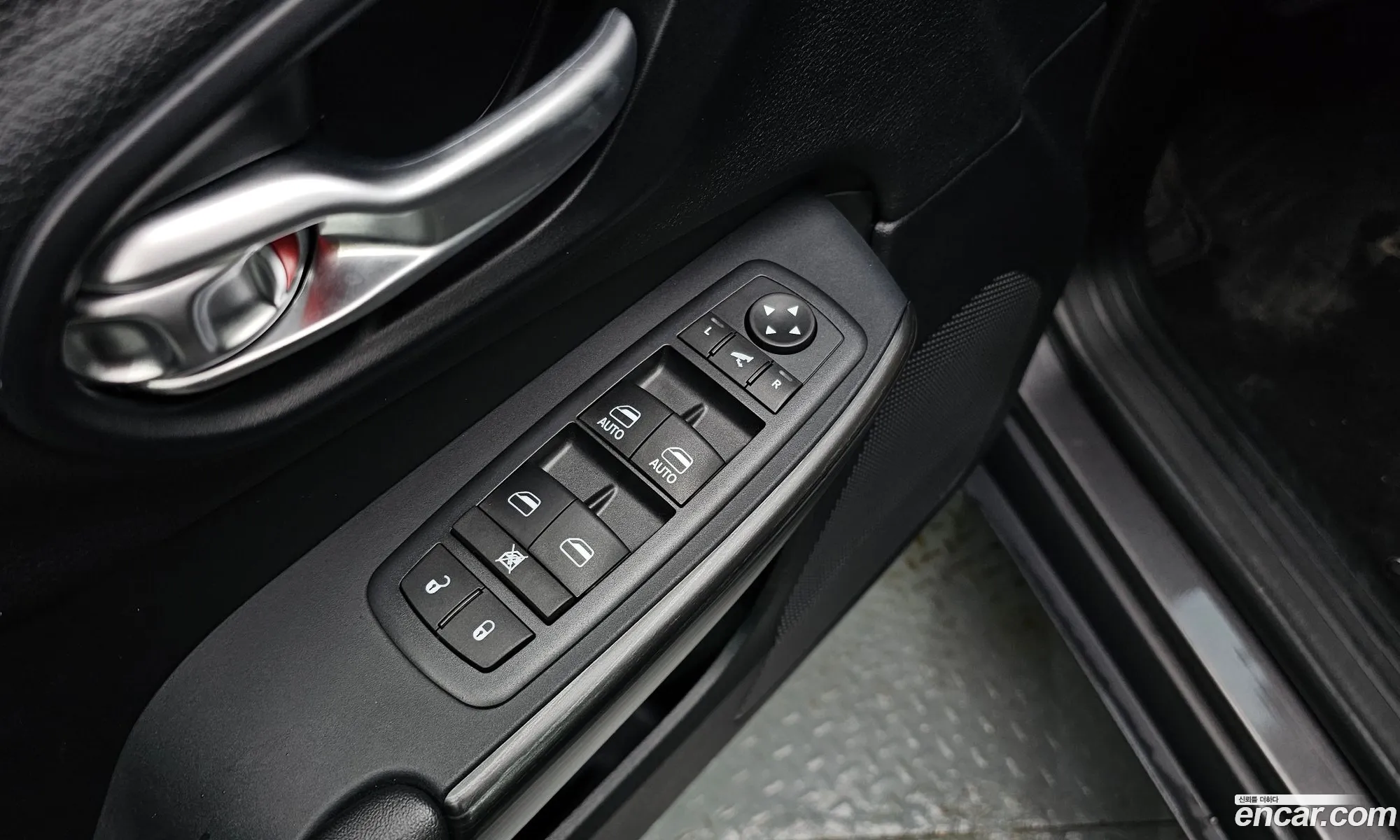 Jeep Cherokee 2016 — 14