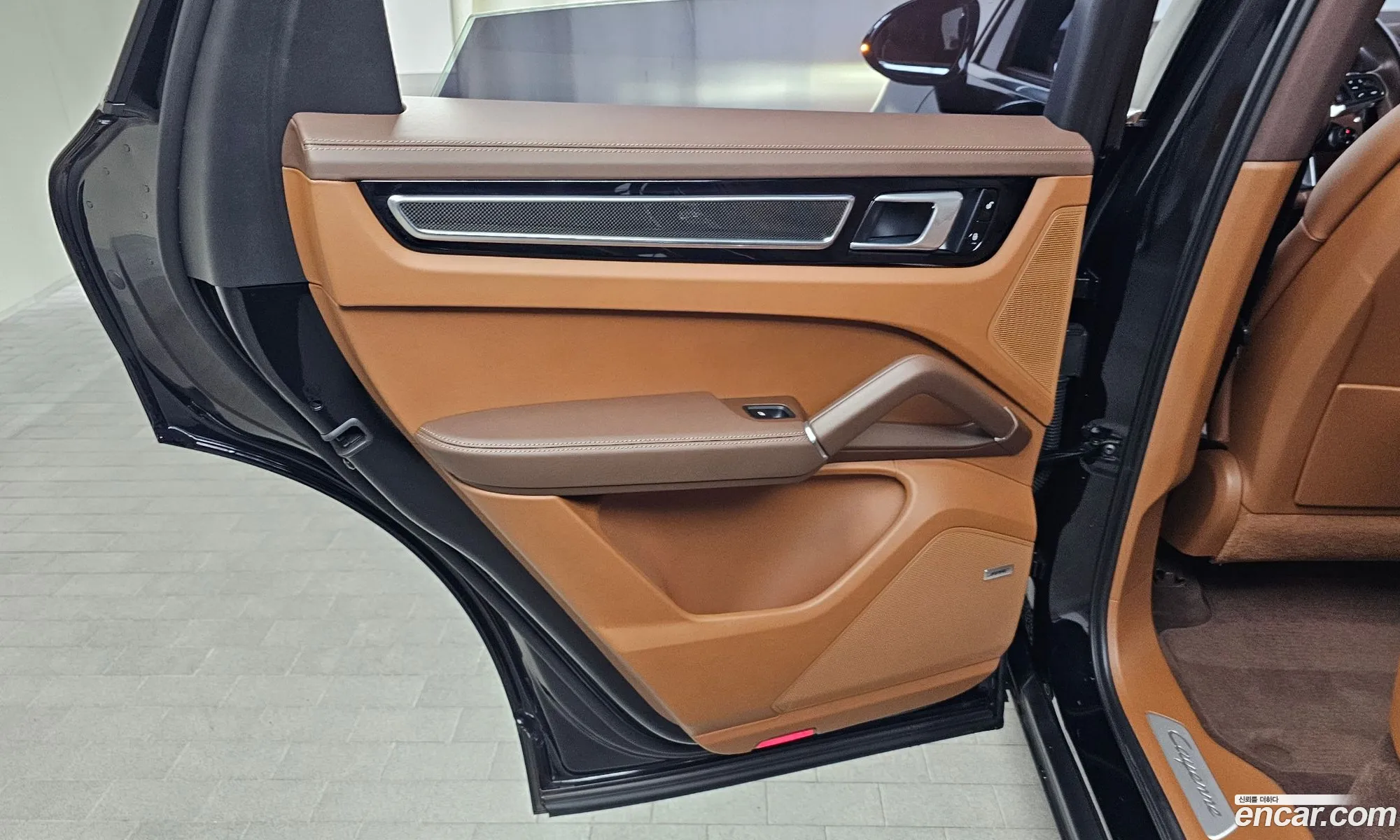 Porsche Cayenne 2019 WP1AA29Y2KDA23568 — 18