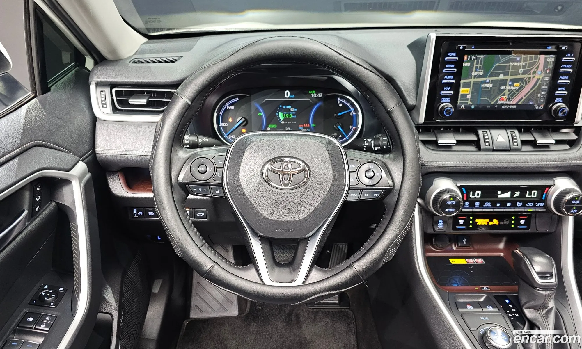 Toyota RAV4 2022 JTMDWRFV2ND162929 — 16