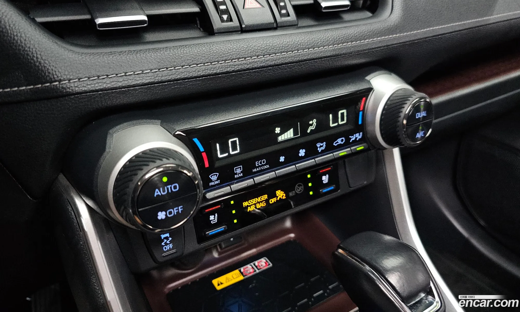 Toyota RAV4 2022 JTMDWRFV2ND162929 — 10