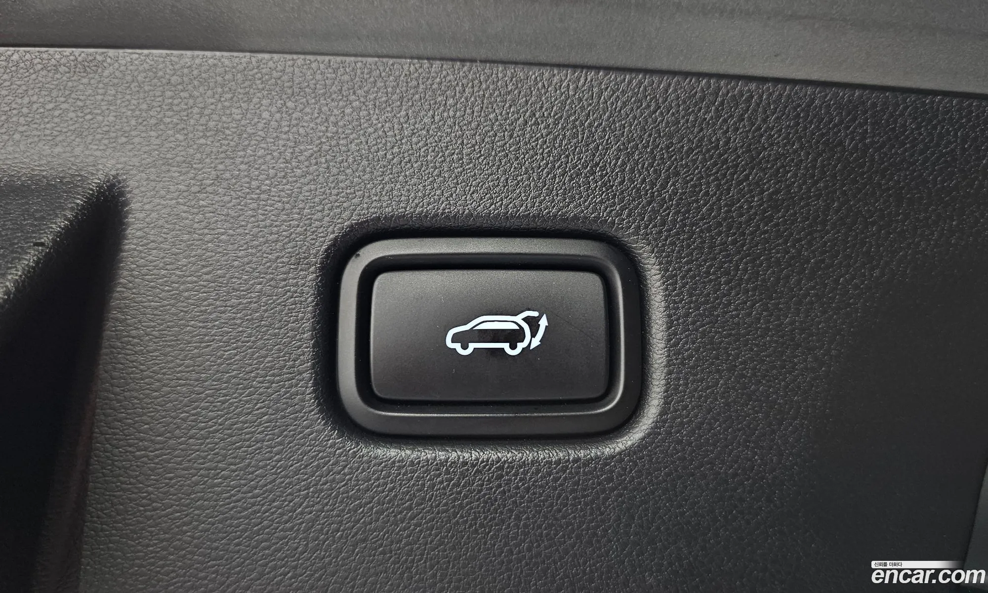 Hyundai Tucson Hybrid 2025 — 2