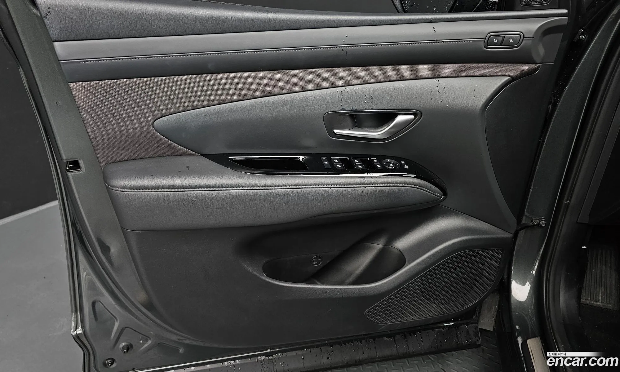 Hyundai Tucson Hybrid 2025 — 34