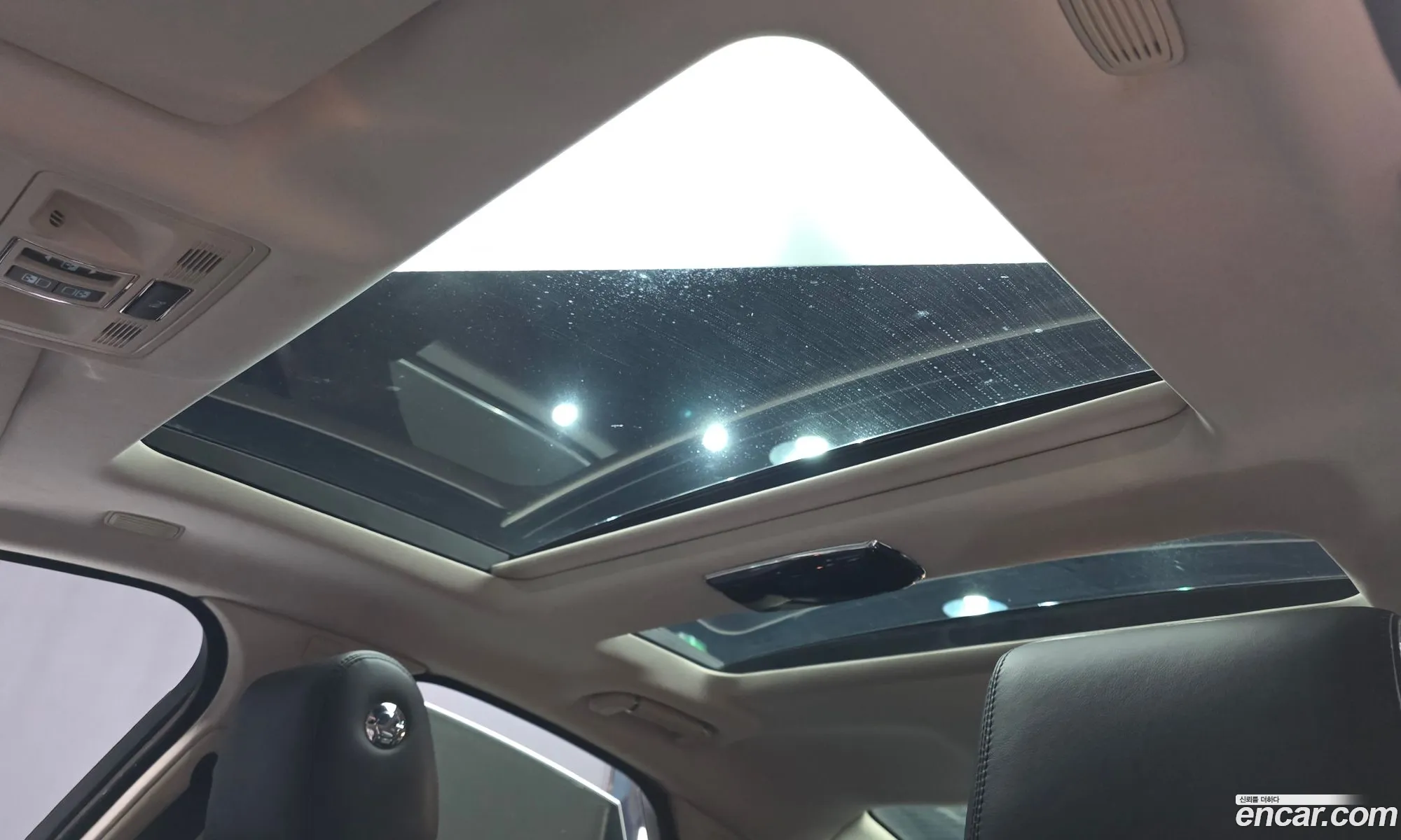 Jaguar XJ 2014 SAJAA1224ENV73016 — 18