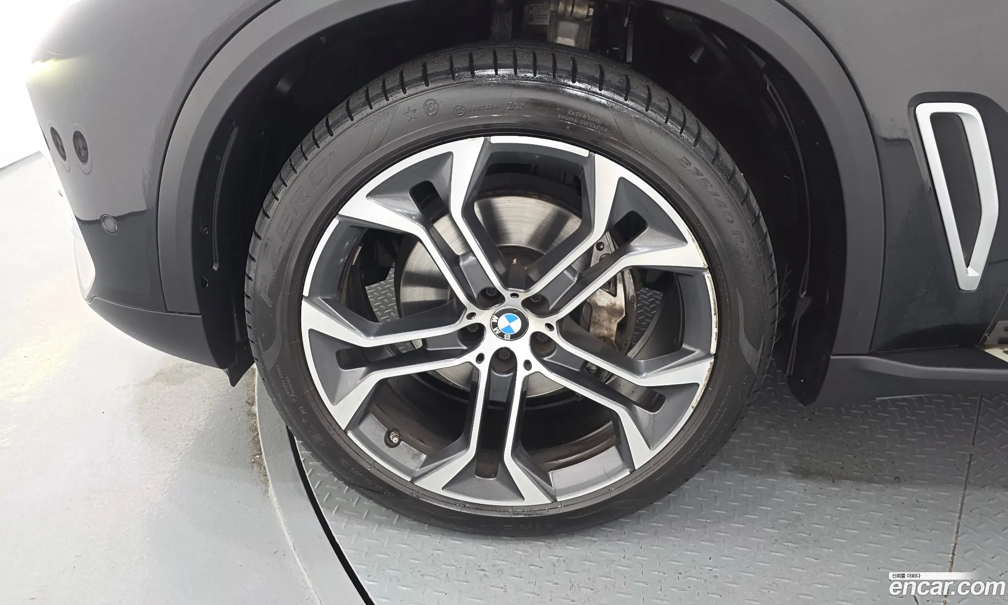 BMW X5 2022 — 2