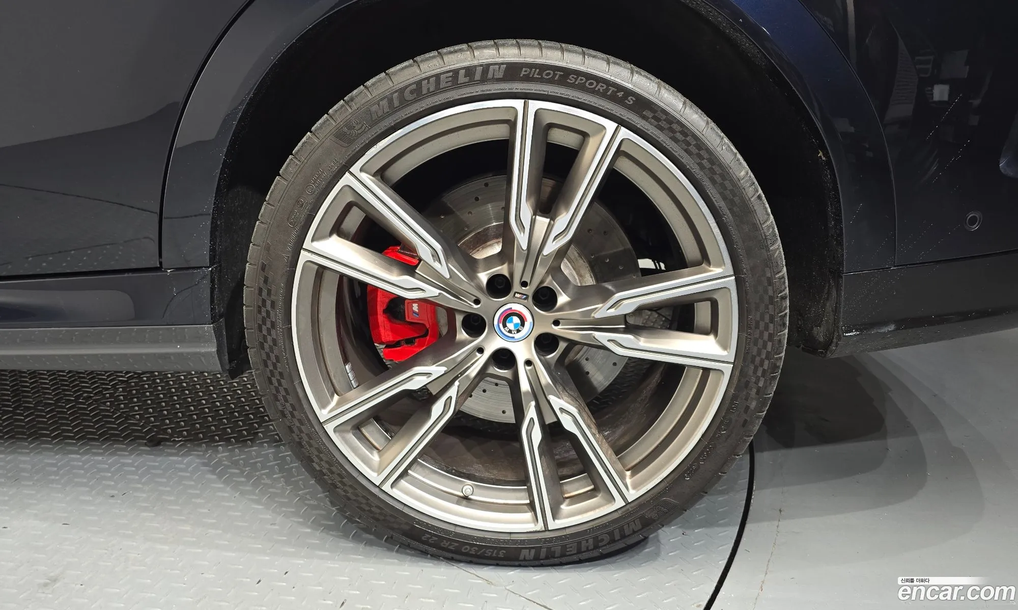 BMW X6 2022 — 20