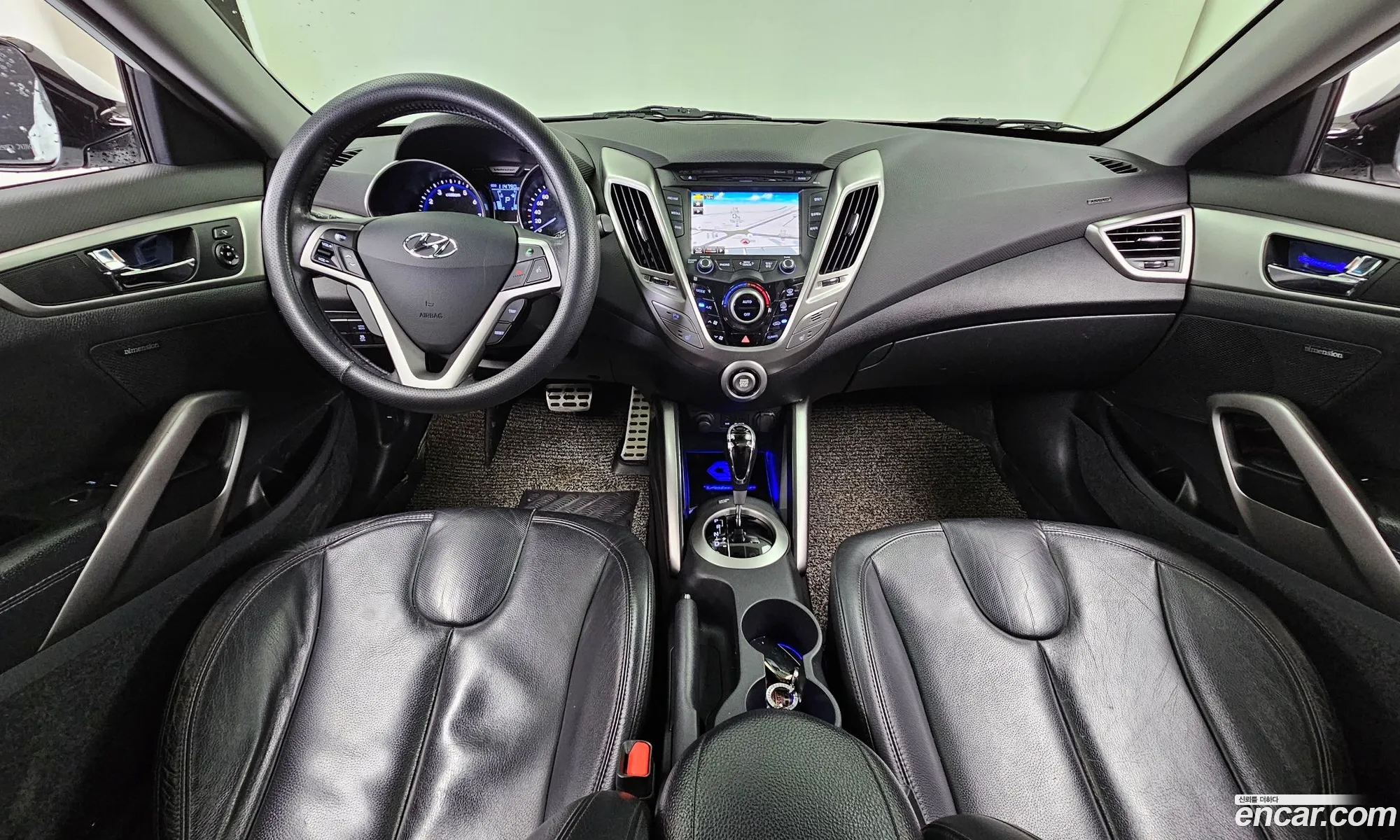 Hyundai Veloster 2012 — 27