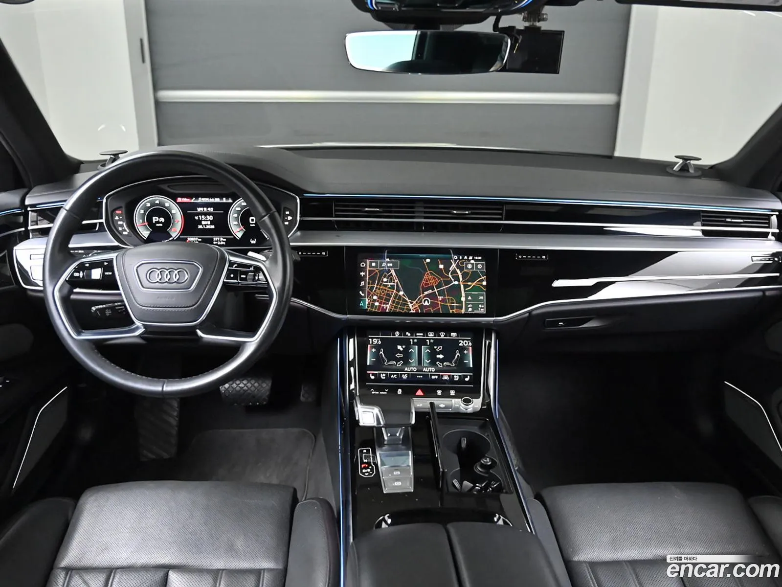 Audi A8 2021 — 11