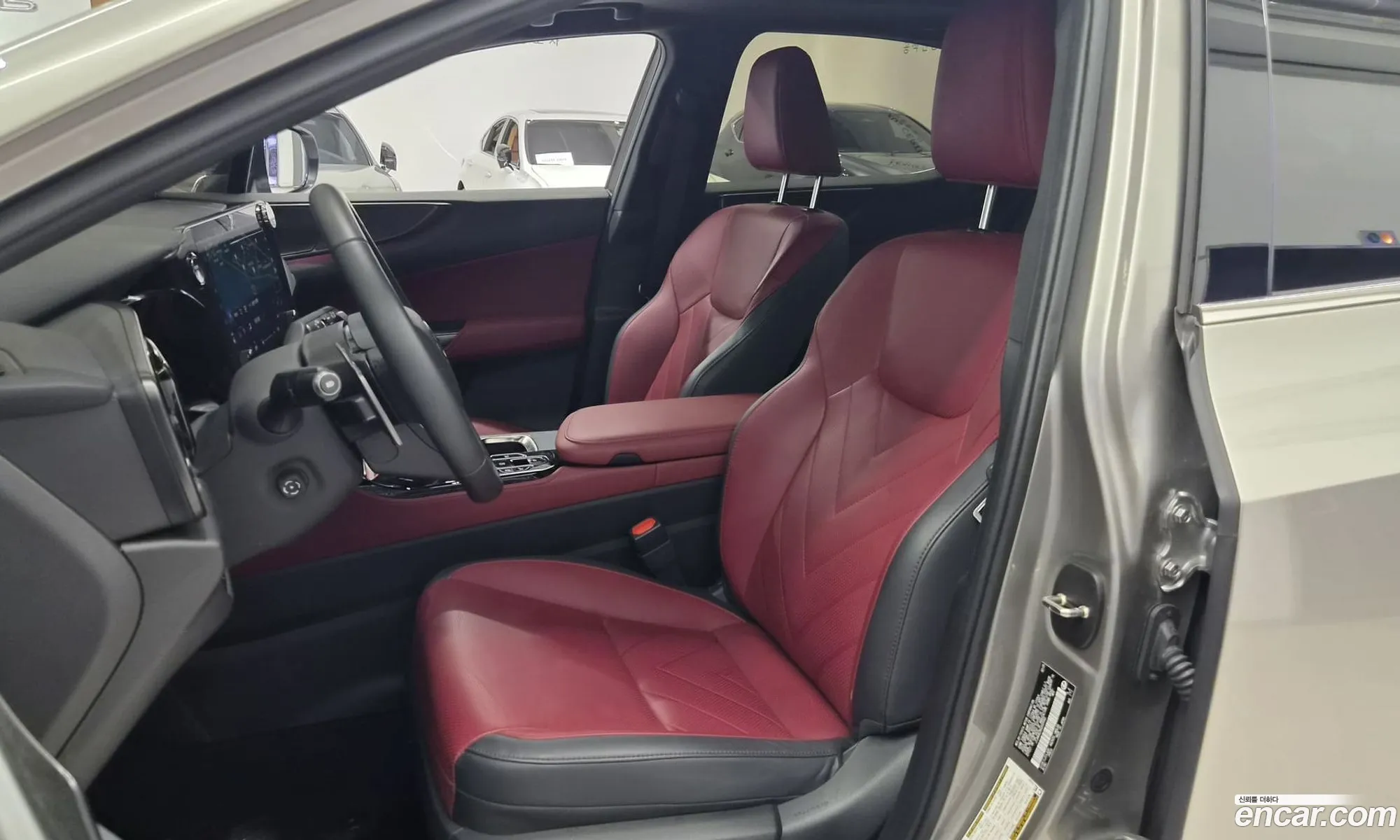 Lexus NX350h 2025 — 9