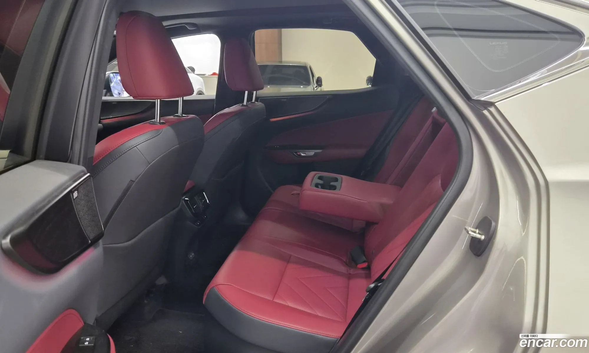 Lexus NX350h 2025 — 15