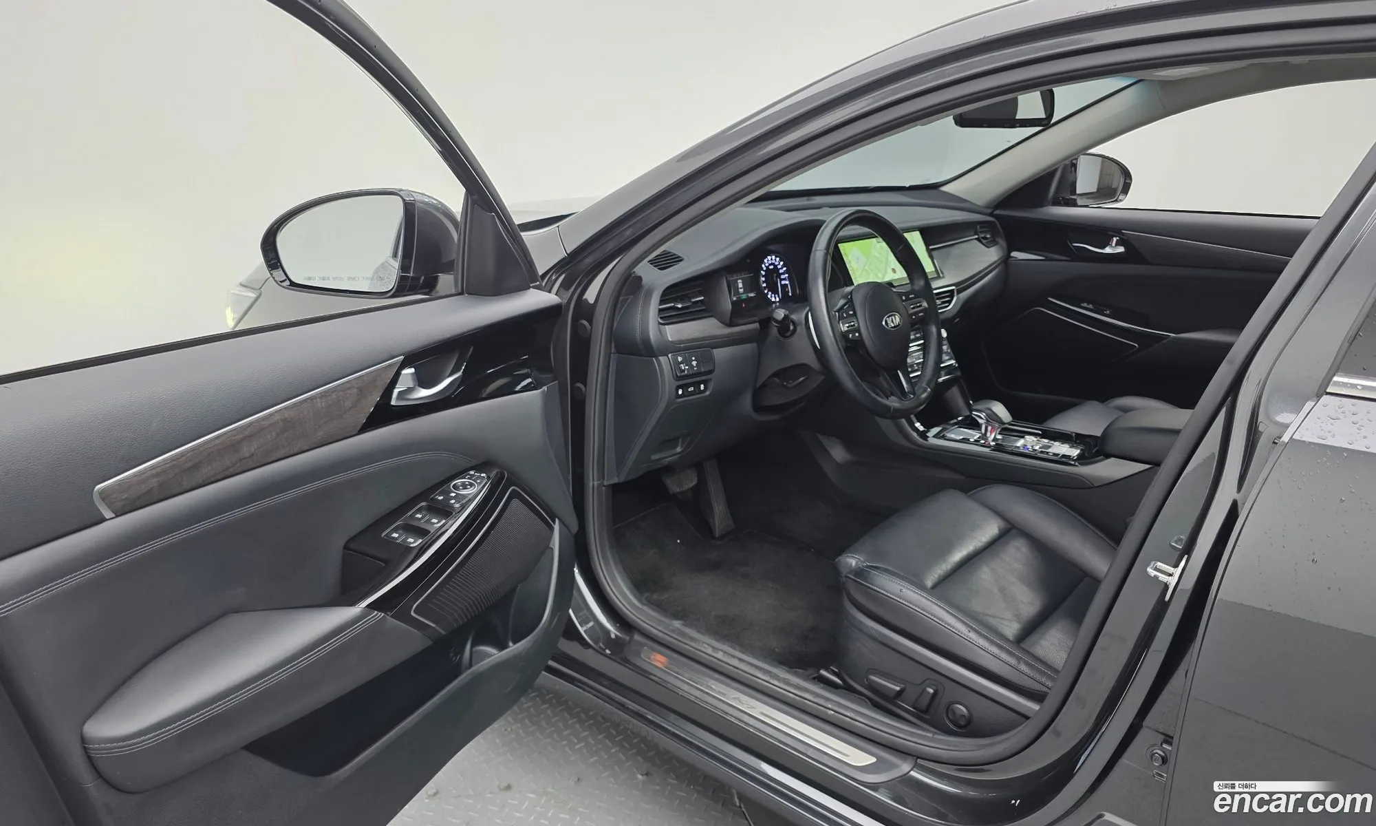 Kia K7 Premier 2020 — 16