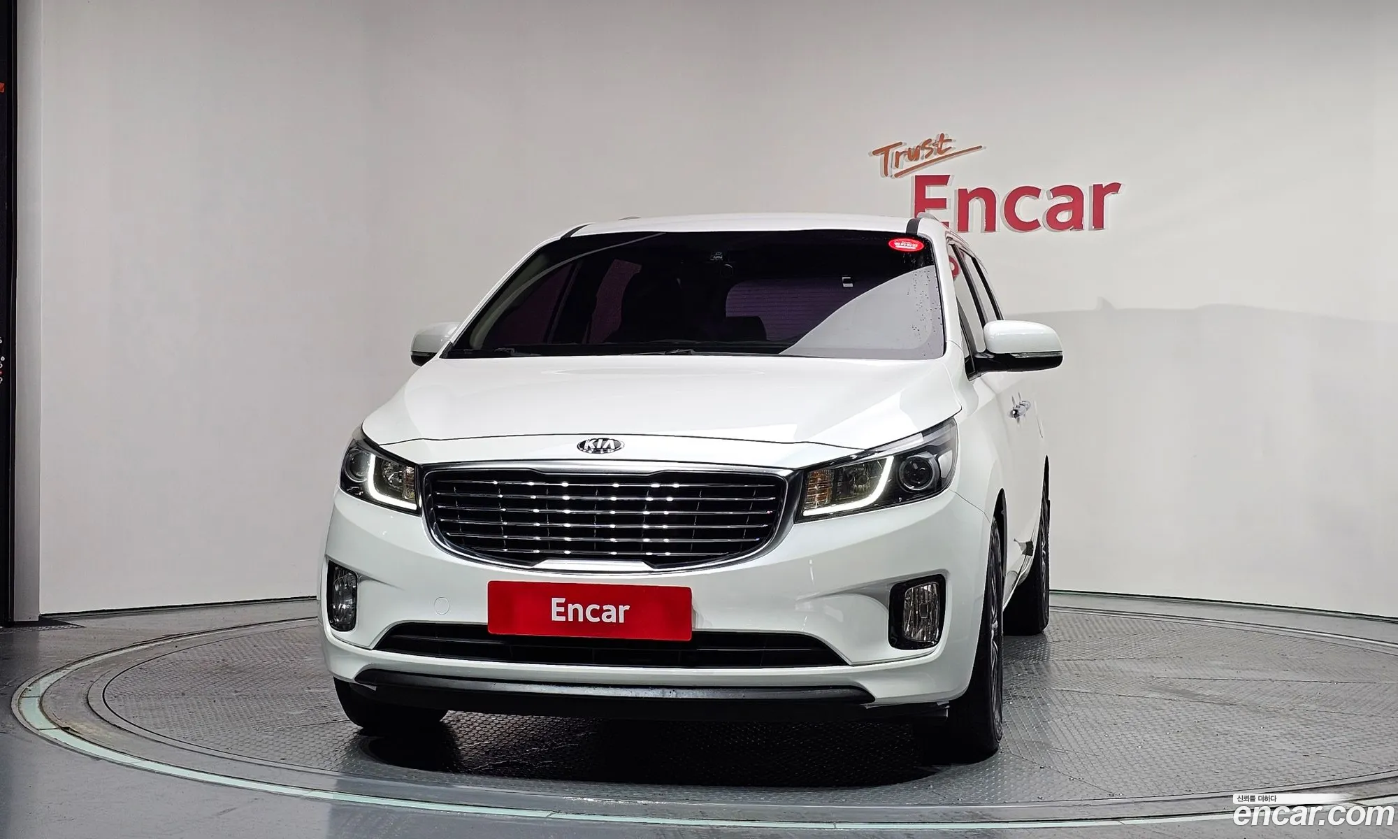 Kia Carnival 2014 — 4