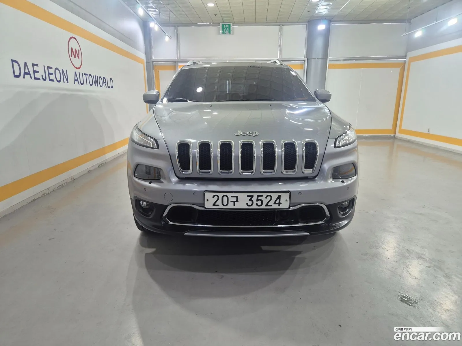 Jeep Cherokee 2015 — 14
