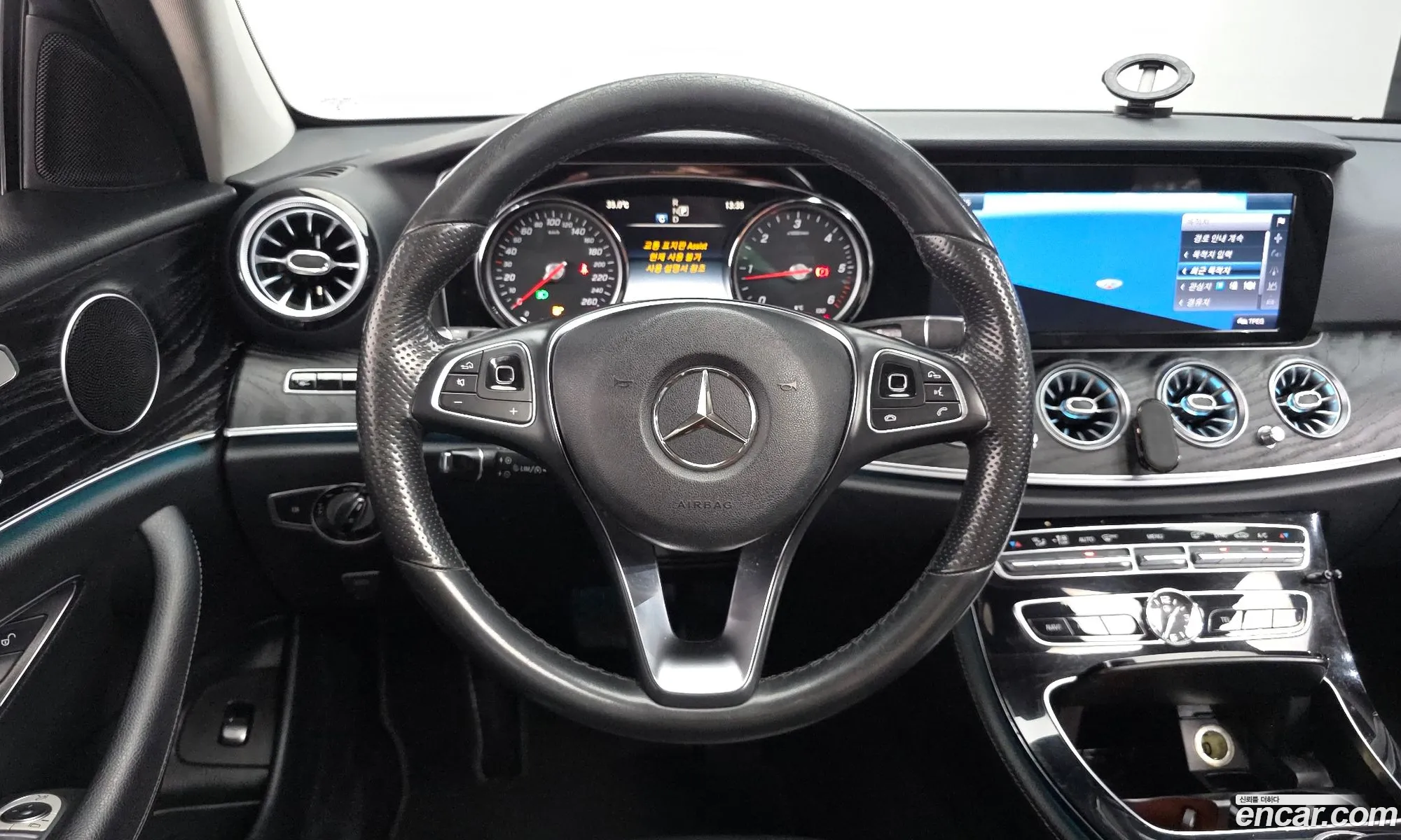 Mercedes-Benz E-Class W213 2017 WDDZF0EB6HA292233 — 16
