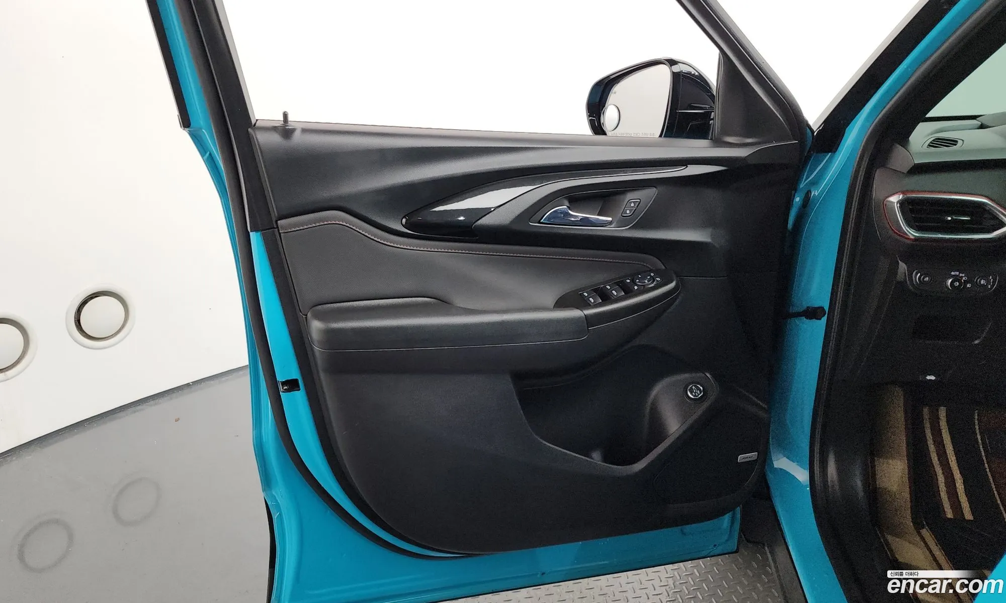 Chevrolet (GM Daewoo) Trailblazer 2021 — 3