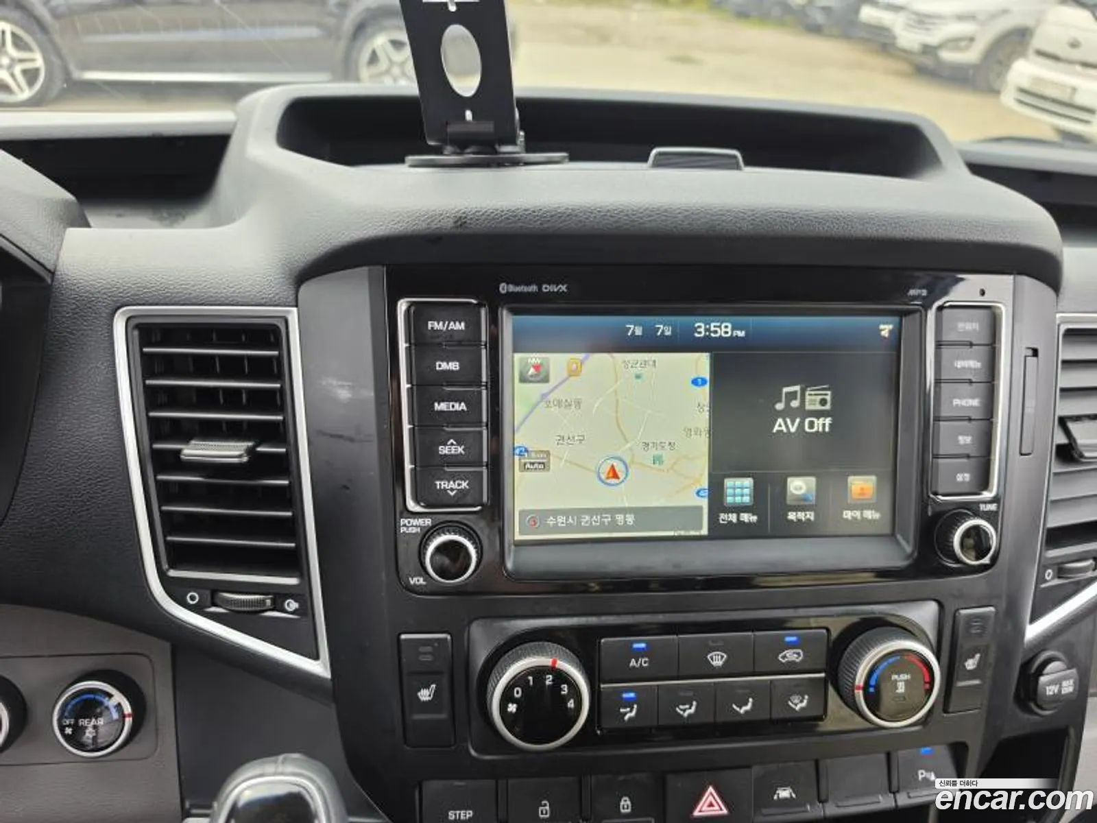 Hyundai Solati 2017 — 17