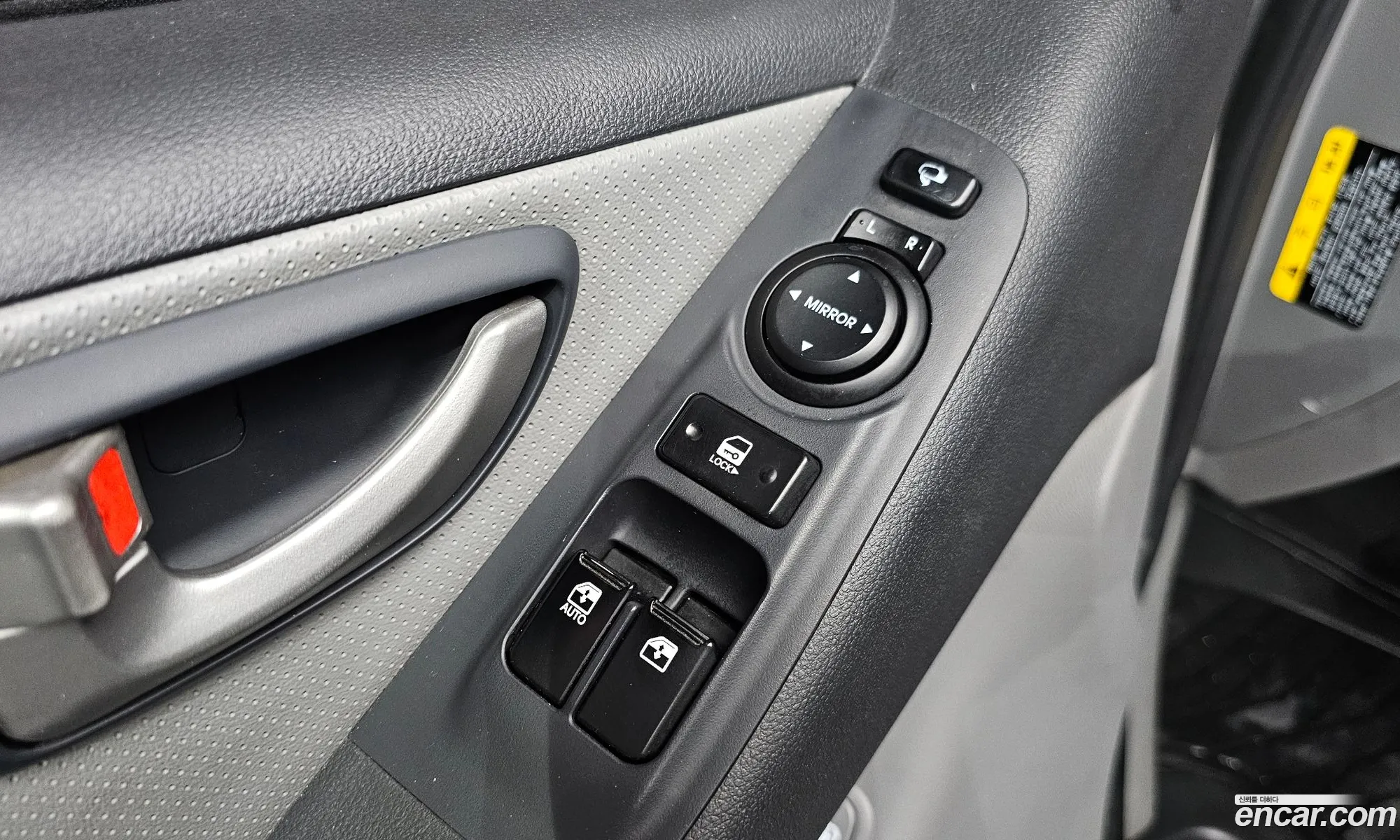 Hyundai Grand Starex 2020 — 12