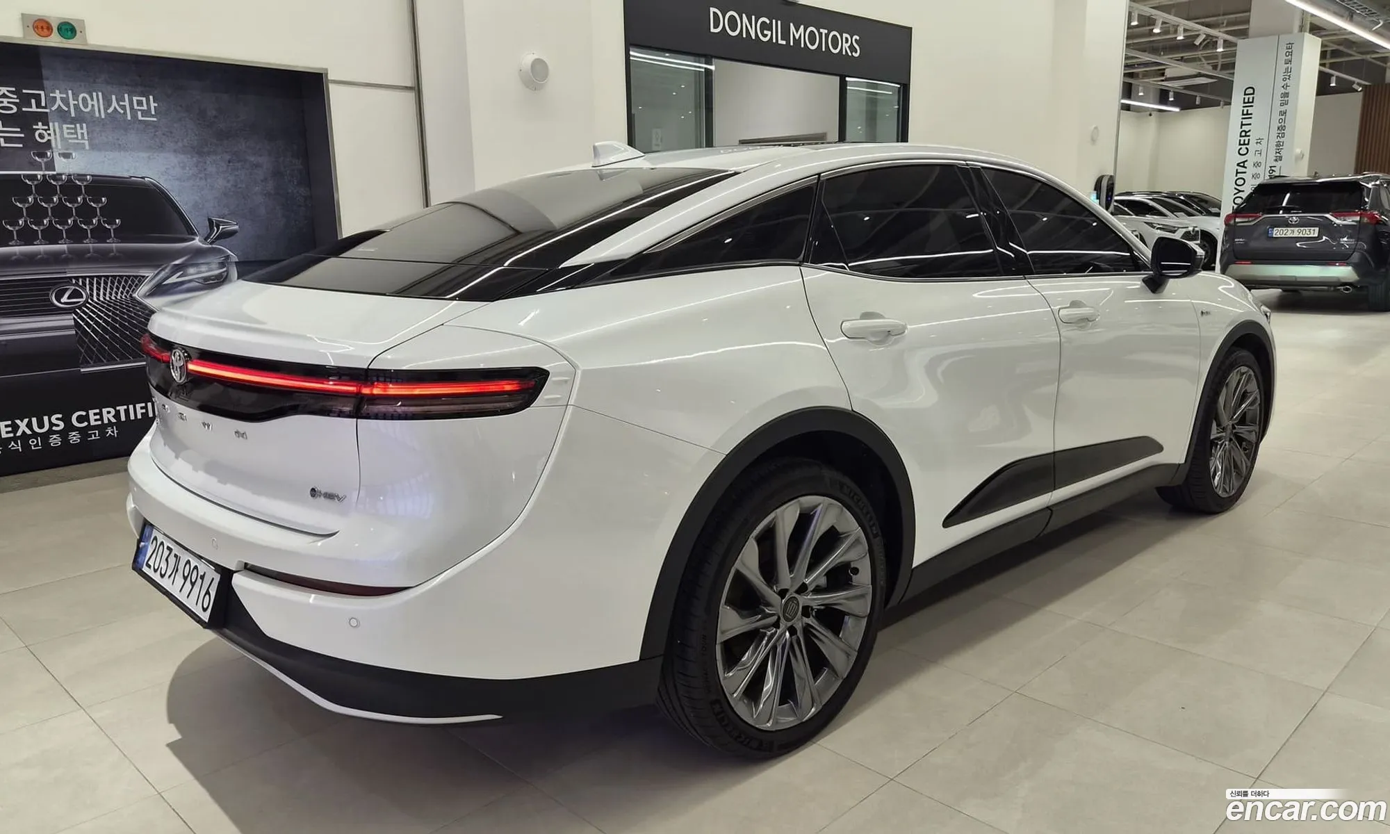 Toyota Crown Crossover 2024 — 10