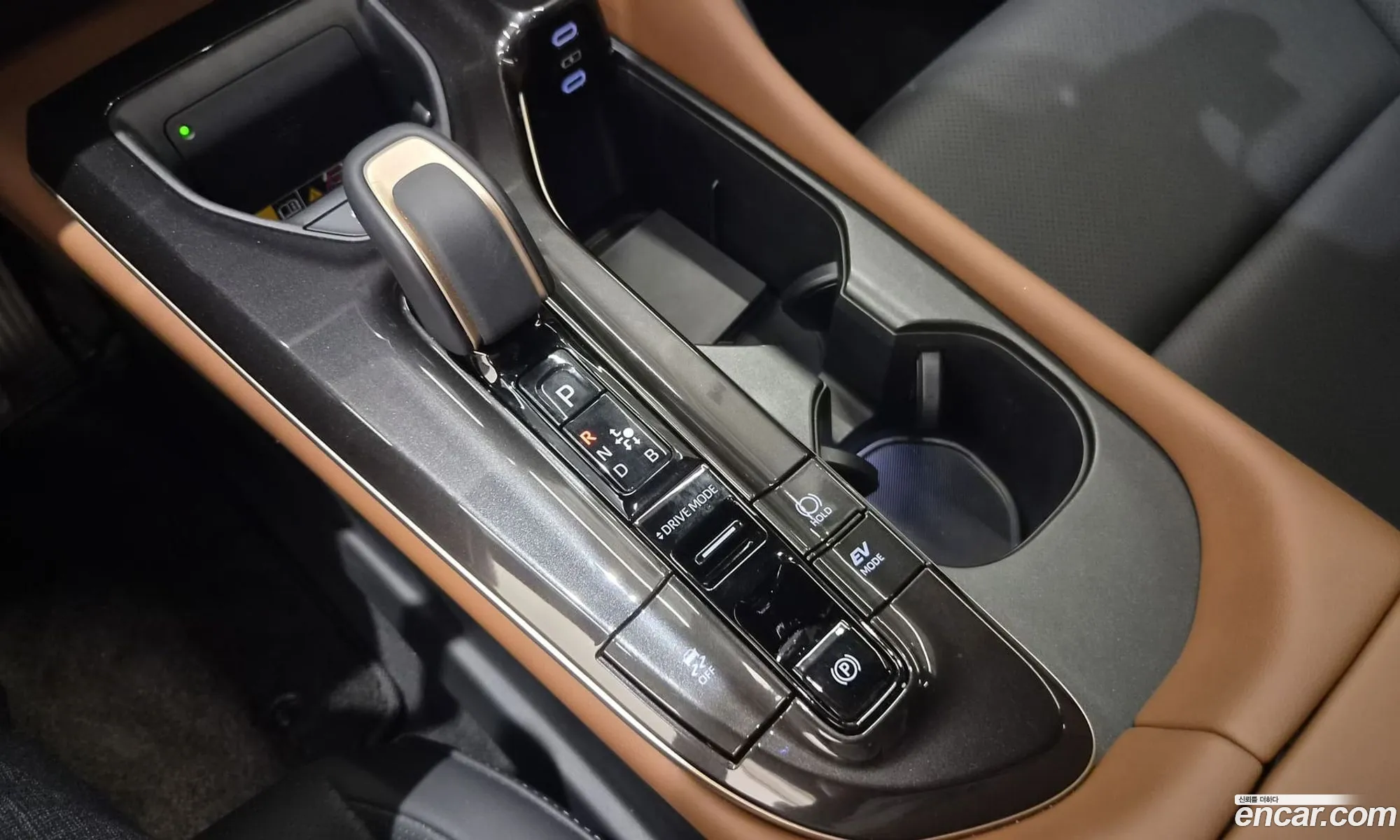 Toyota Crown Crossover 2024 — 6