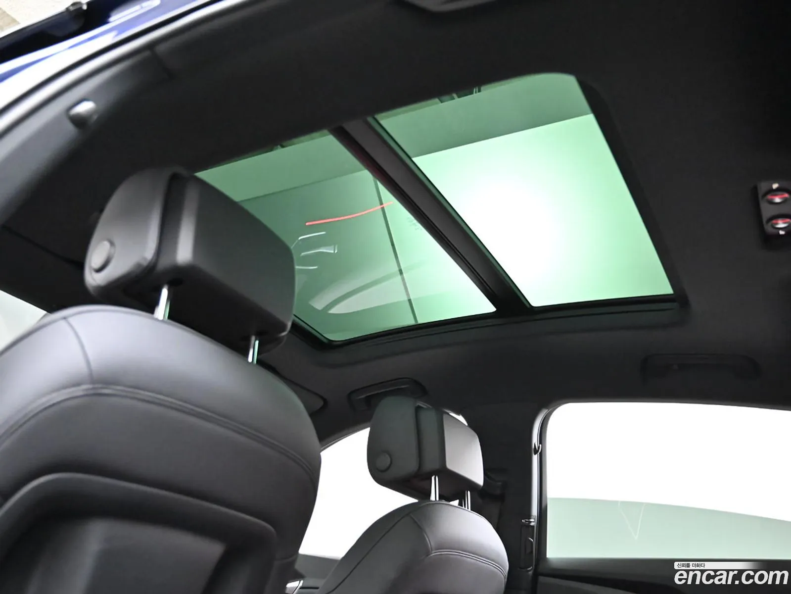 Audi e-tron 2022 — 12