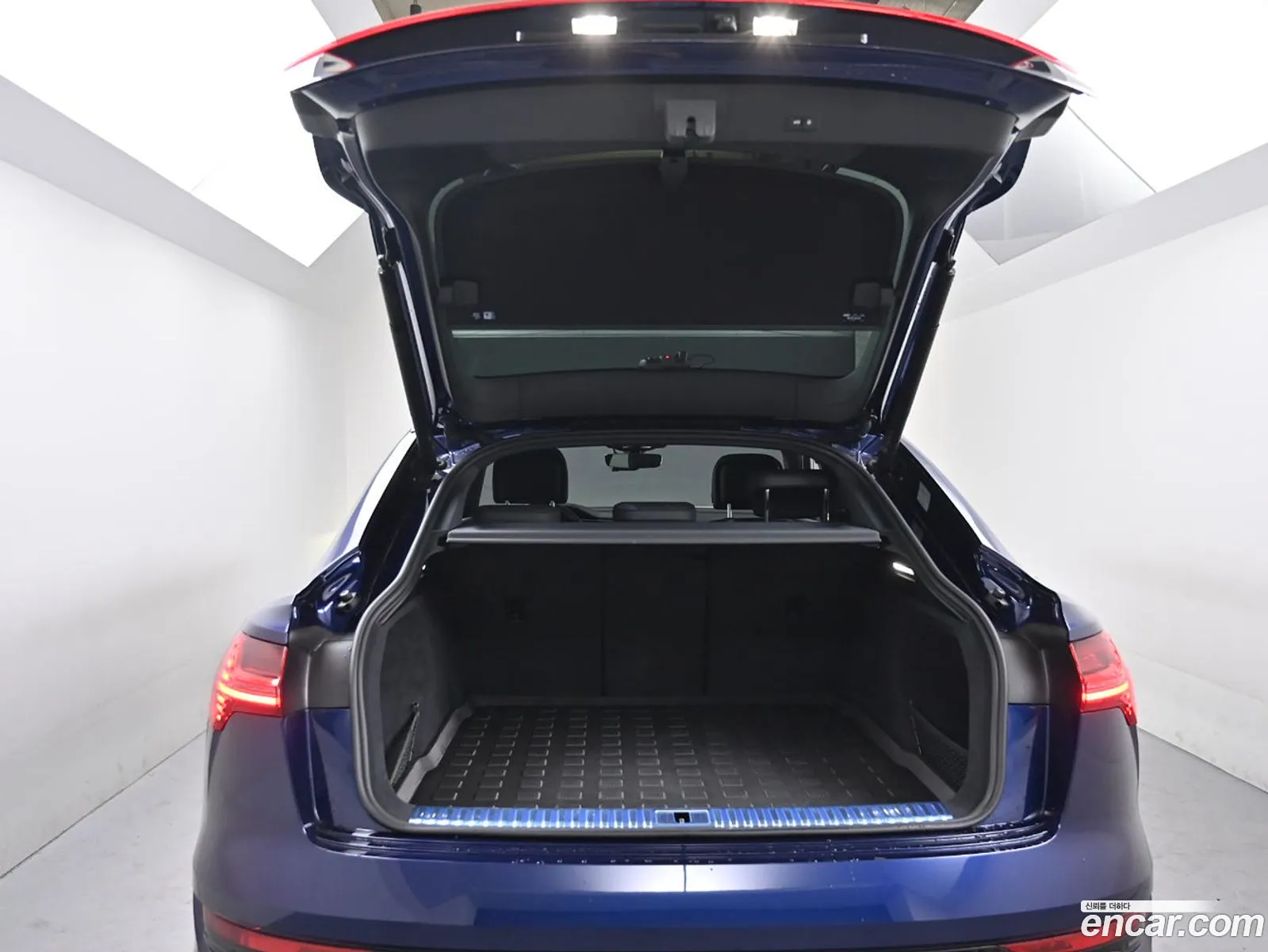 Audi e-tron 2022 — 4