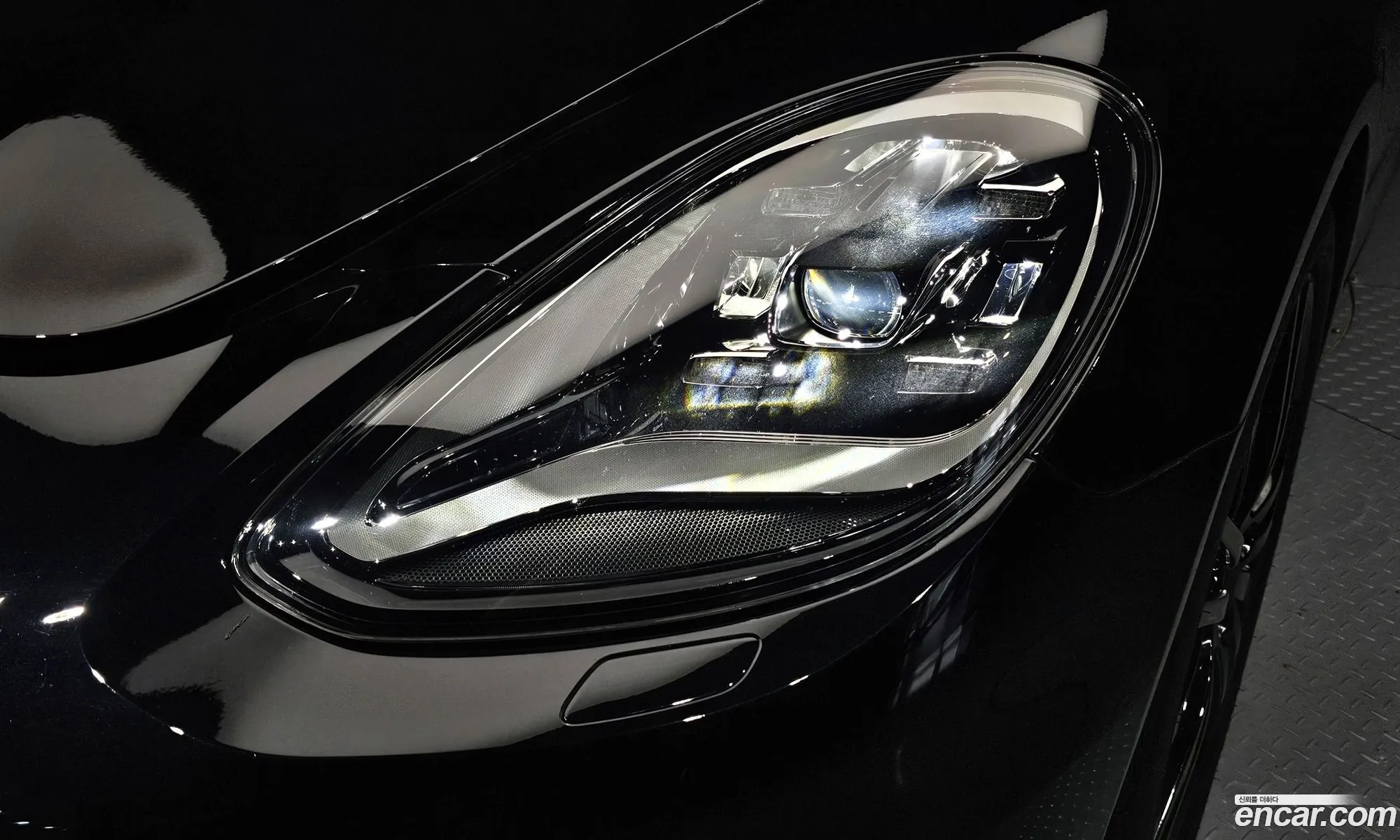 Porsche Panamera 2018 WP0AA2970JL105005 — 25