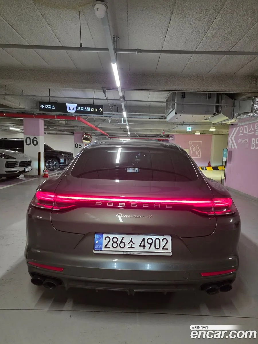 Porsche Panamera 2022 — 14