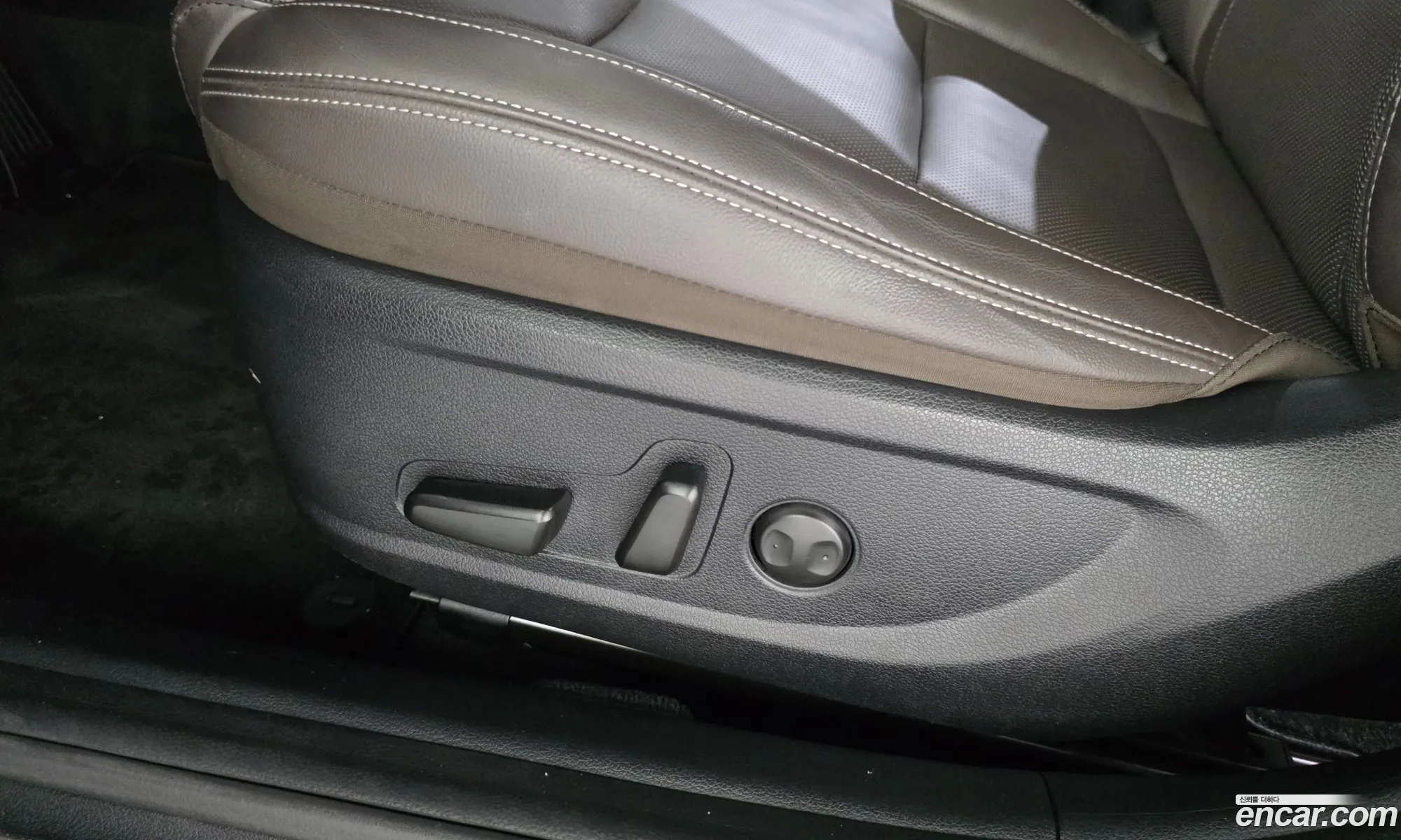 Hyundai Grandeur IG 2019 — 14
