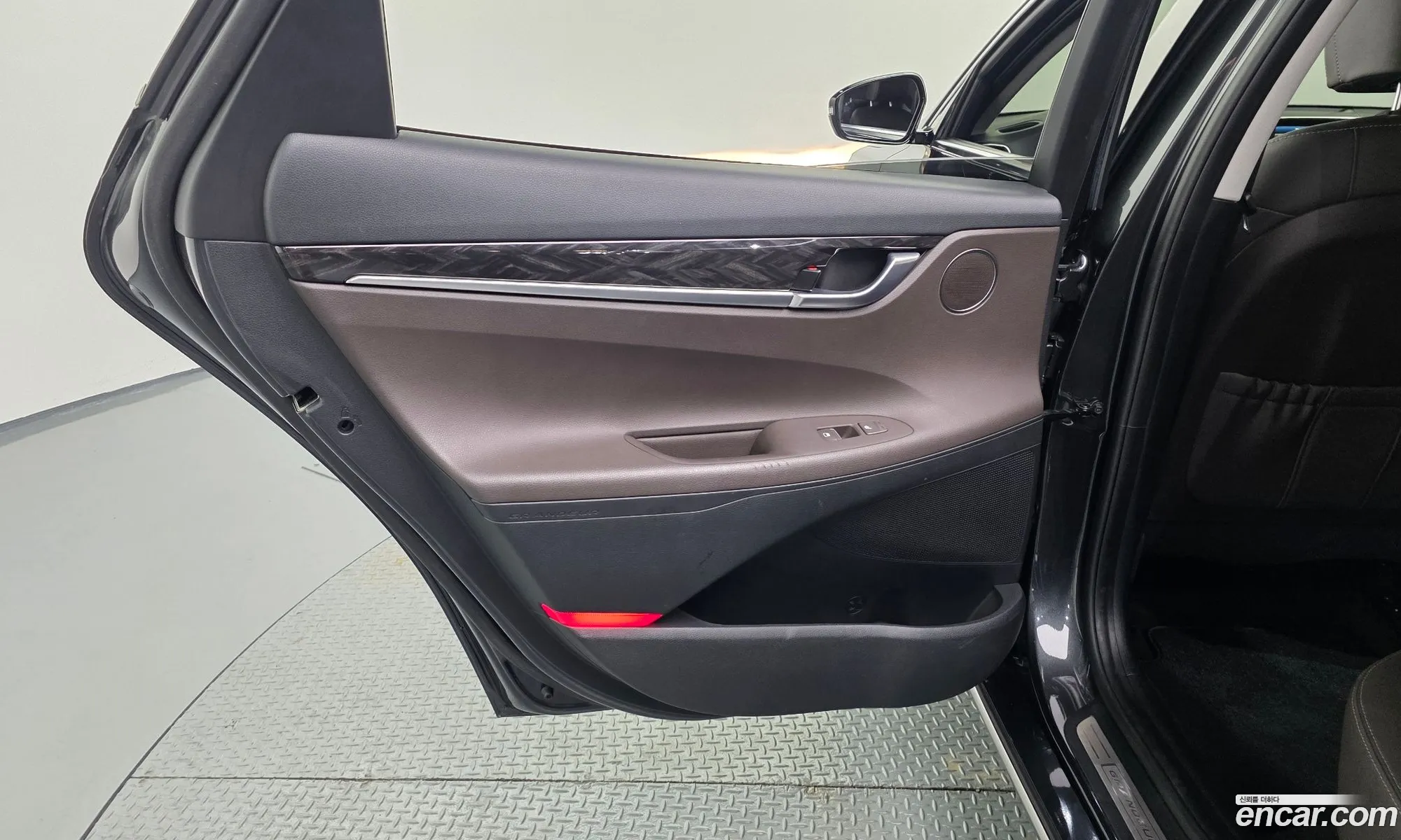 Hyundai Grandeur IG 2019 — 4