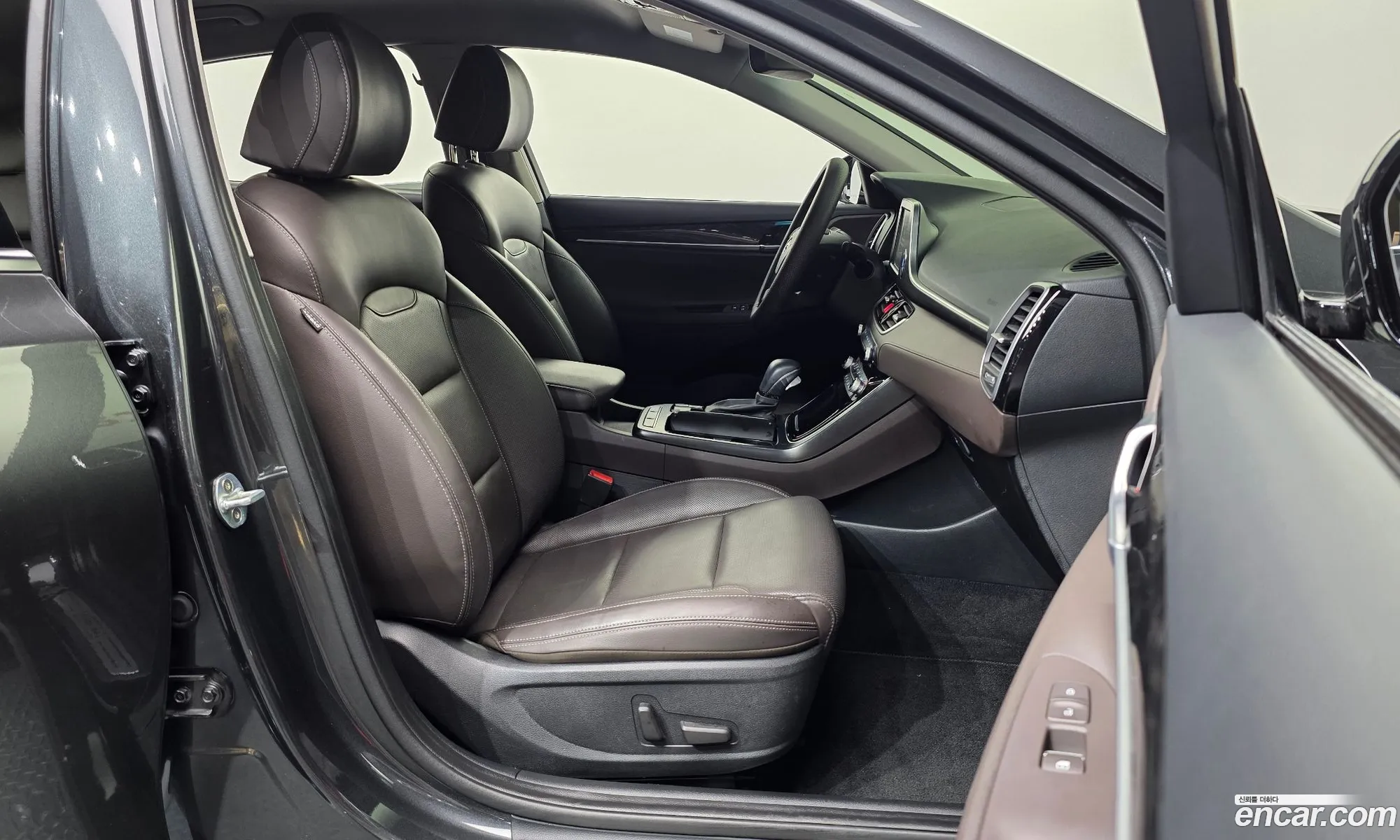 Hyundai Grandeur IG 2019 — 18