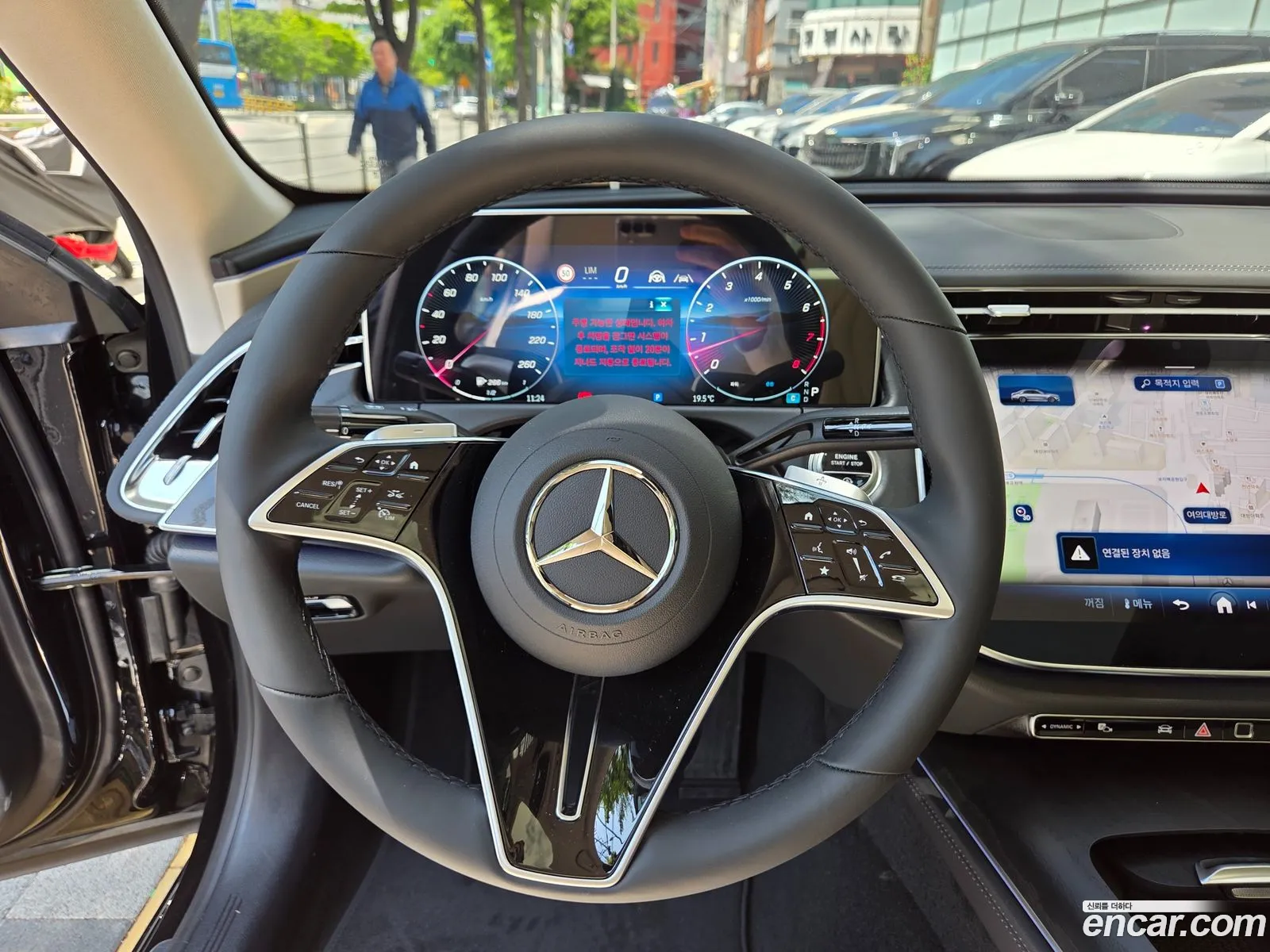 Mercedes-Benz E-Class W214 2026 — 4