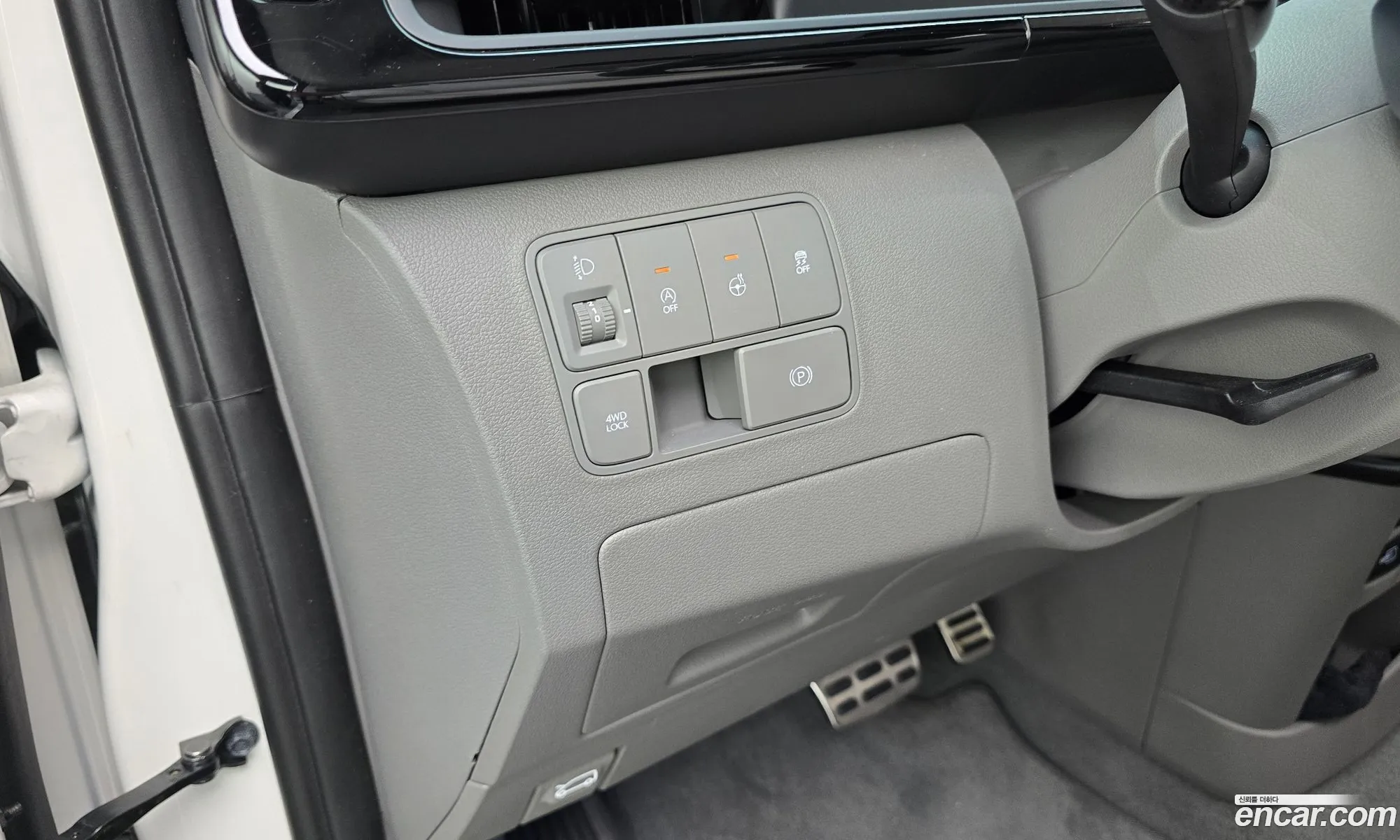 Hyundai Staria 2025 — 7