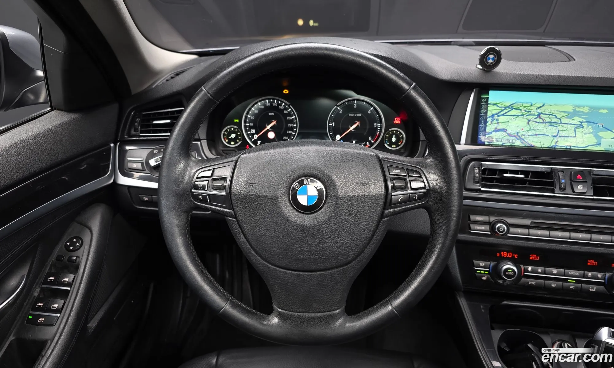 BMW 5 Series 2014 WBA5C3103ED766170 — 12
