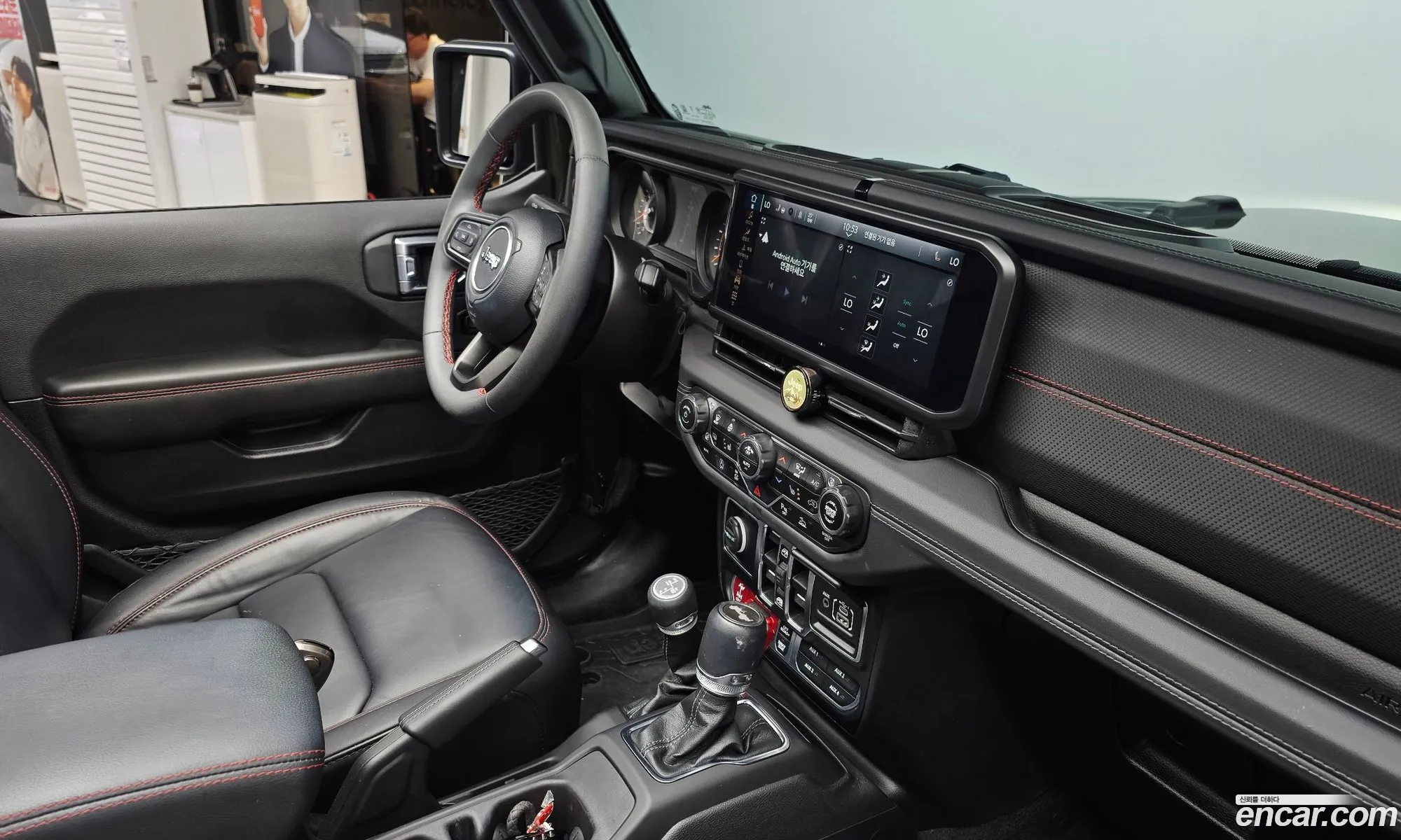 Jeep Wrangler 2024 — 3