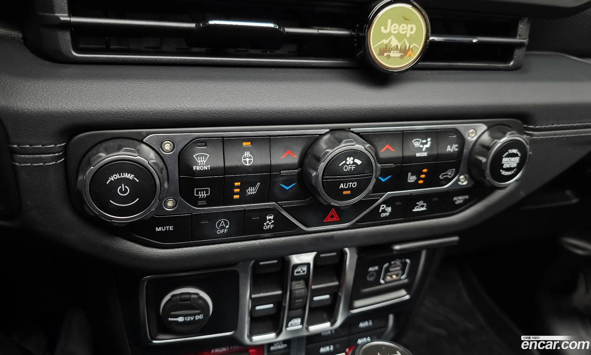 Jeep Wrangler 2024 — 18
