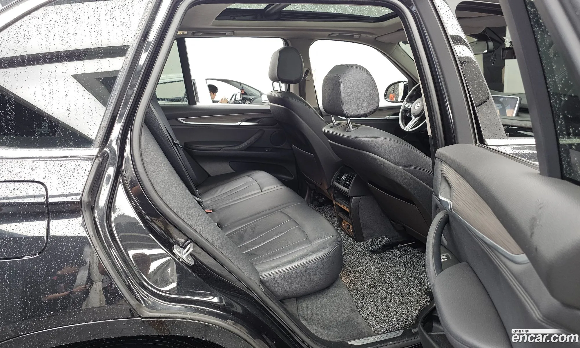 BMW X5 2017 WBAKS4103H0R91079 — 17