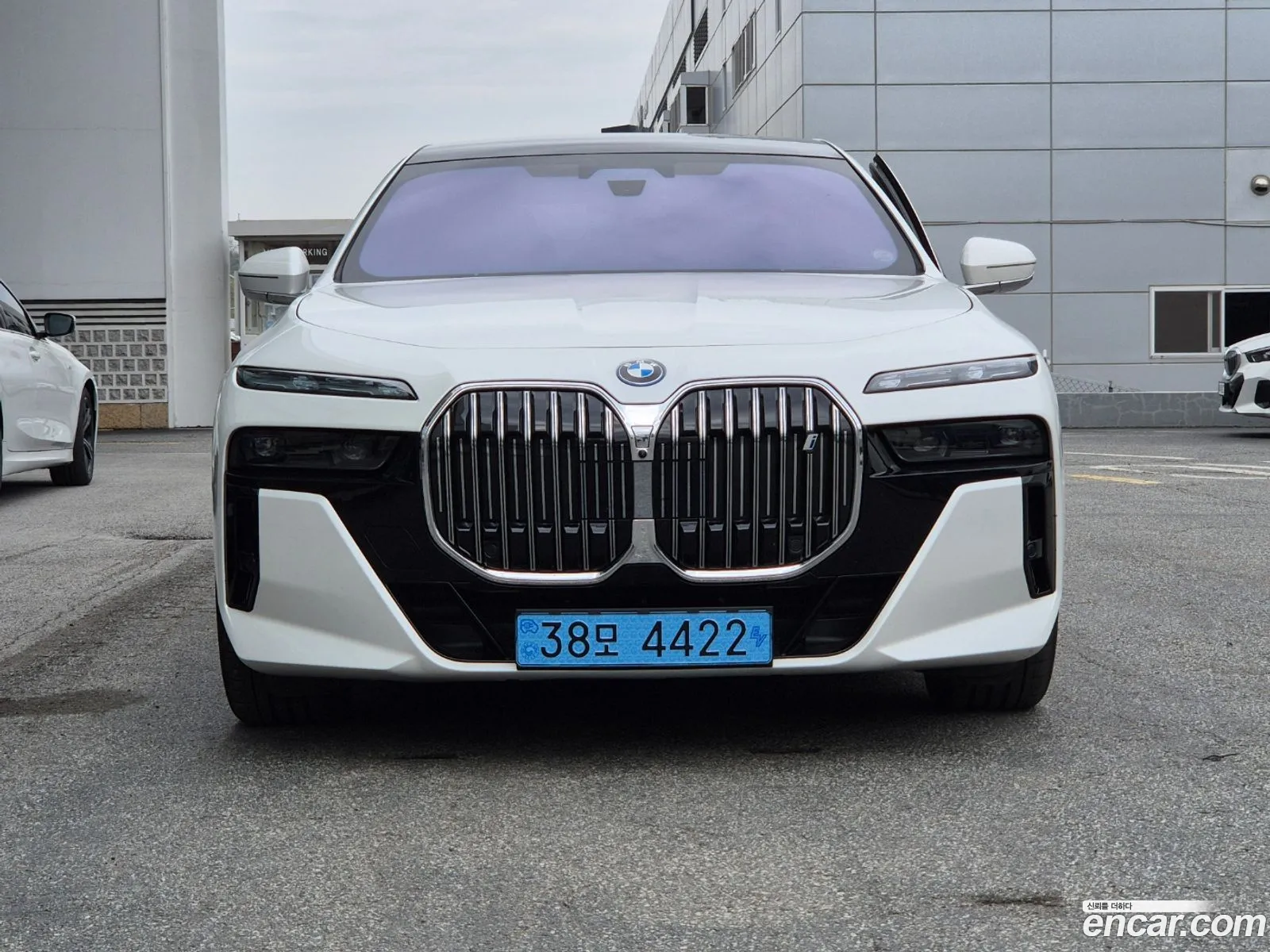 BMW i7 2024 — 8