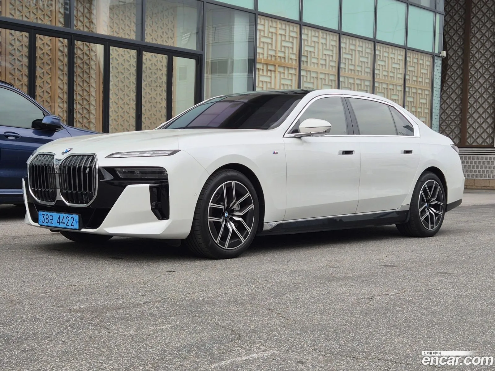 BMW i7 2024 — 19