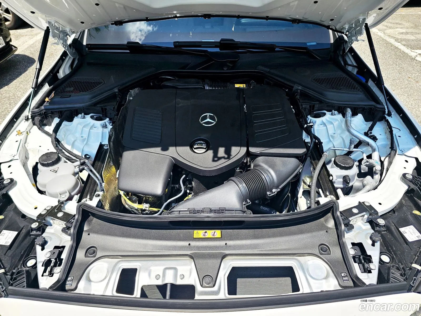 Mercedes-Benz E-Class W214 2025 — 8