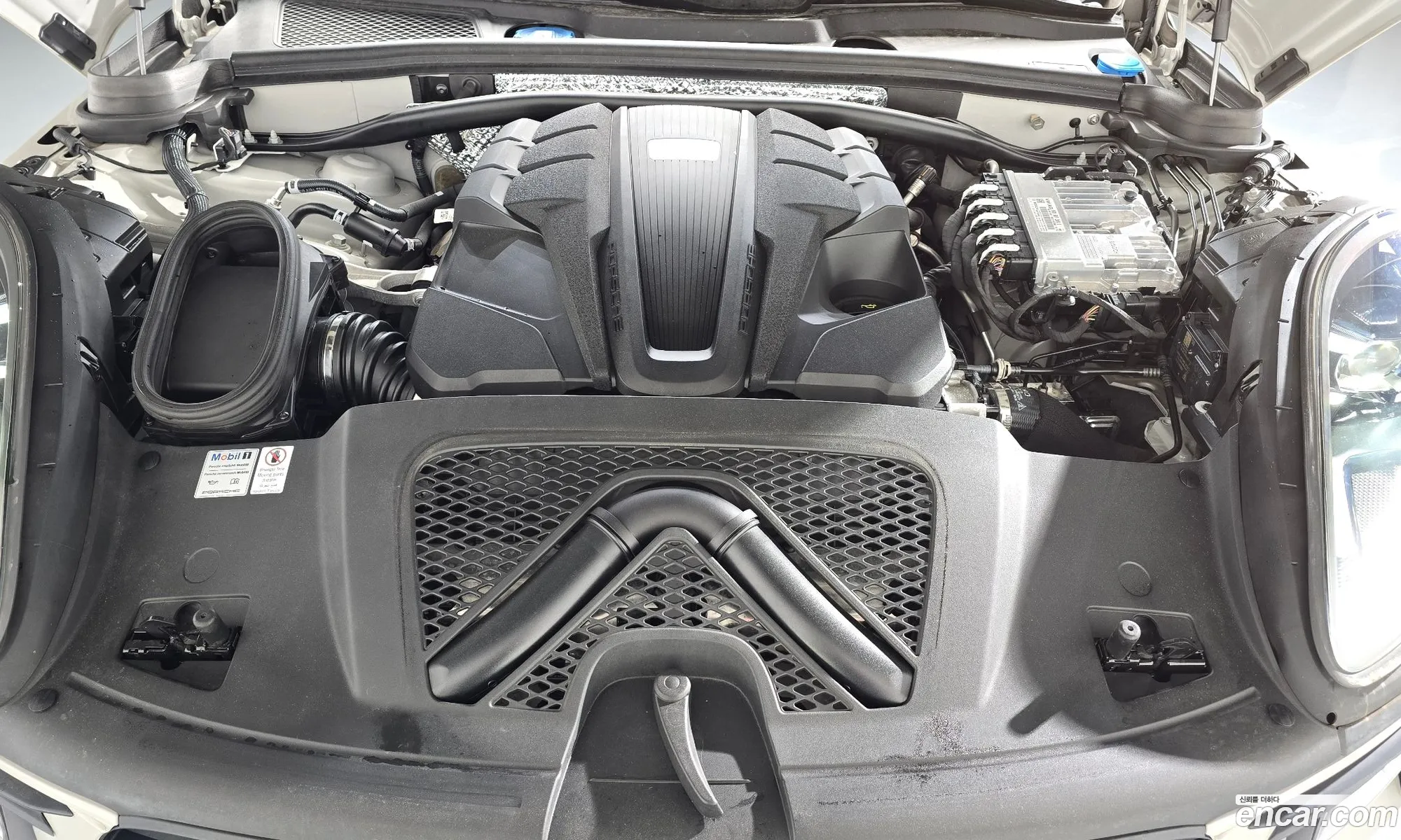 Porsche Macan 2020 WP1AG2953LLB65276 — 13