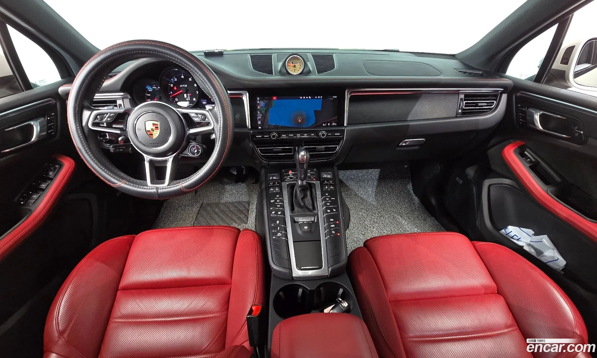 Porsche Macan 2020 WP1AG2953LLB65276 — 12