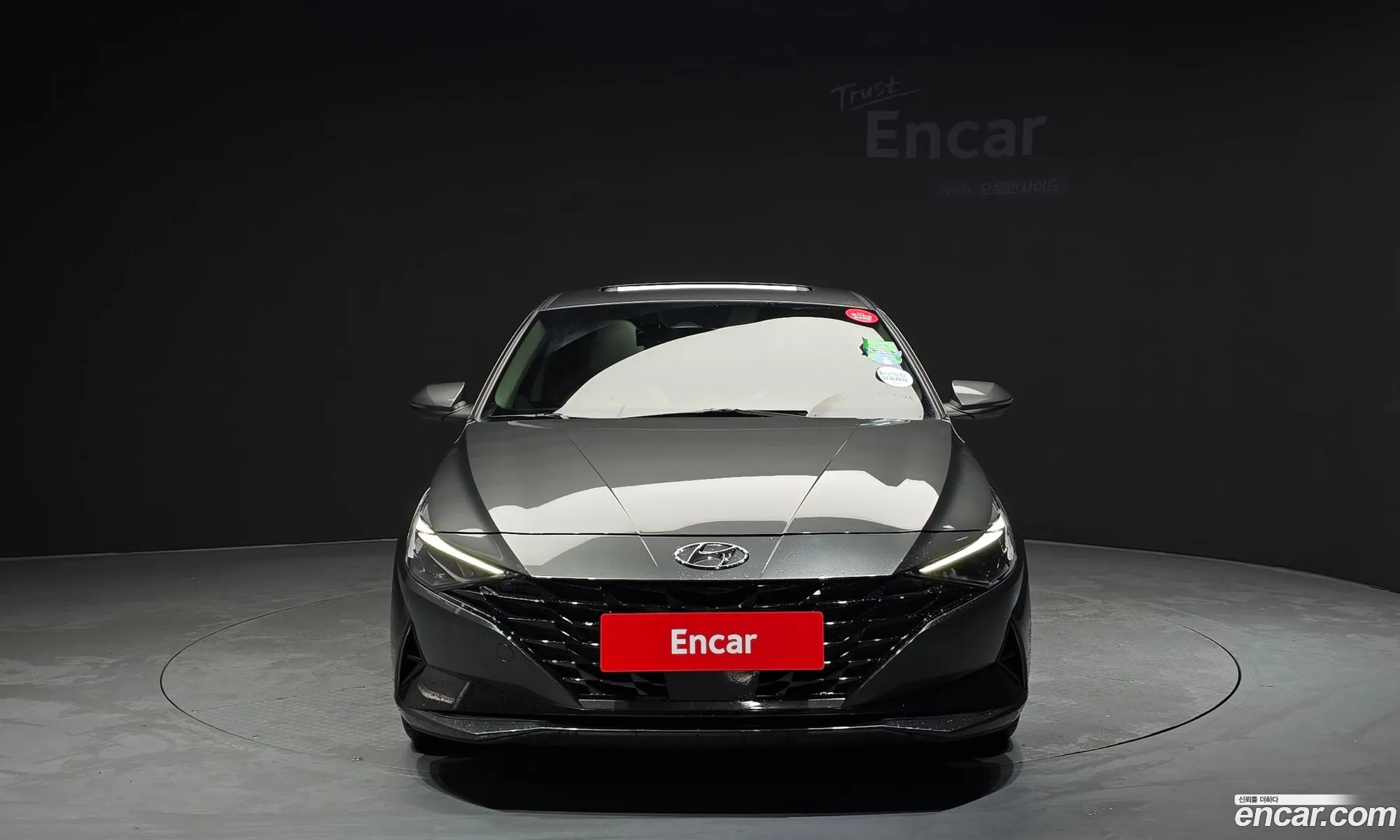 Hyundai Elantra 2022 — 2
