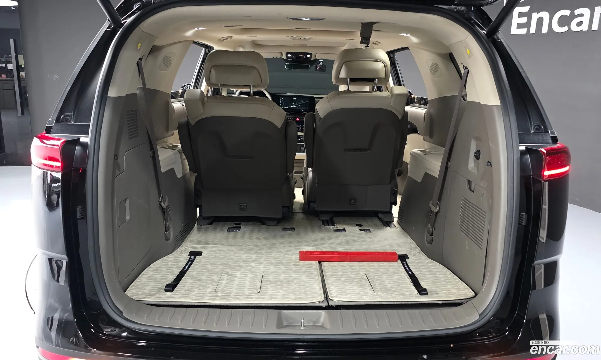 Kia Carnival 2023 KNANE813BPS347622 — 13