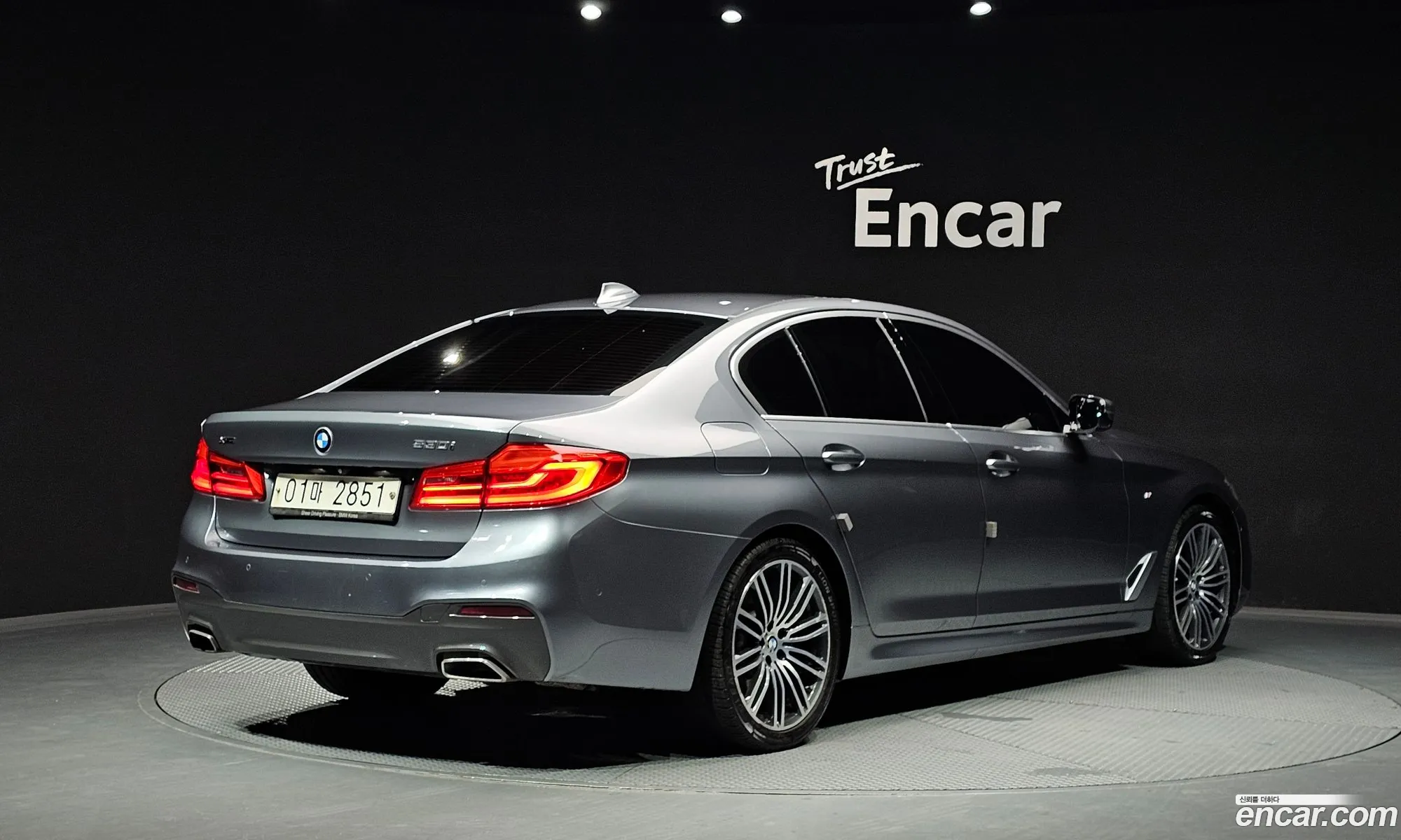 BMW 5 Series 2019 WBAJD9109KWC84448 — 19