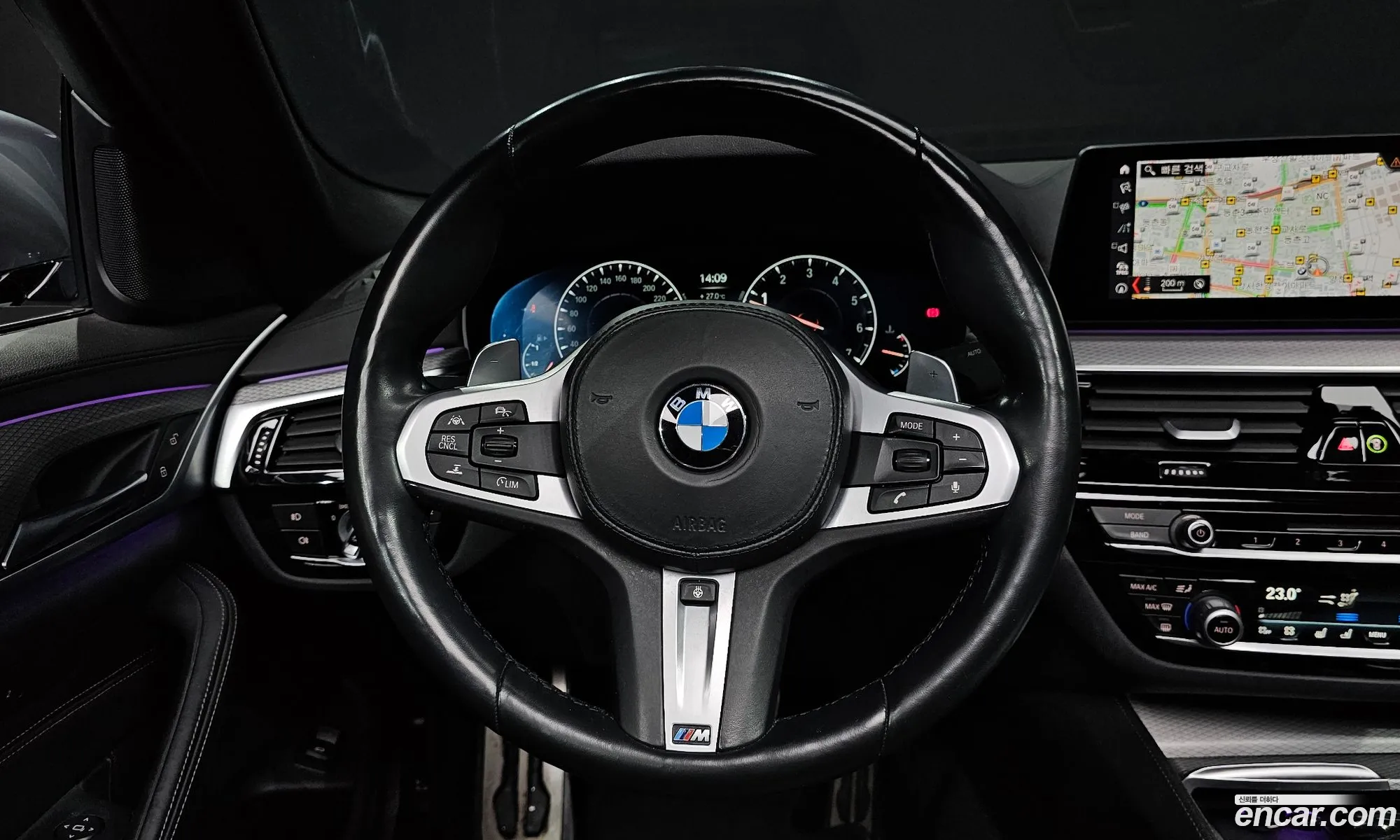 BMW 5 Series 2019 WBAJD9109KWC84448 — 11
