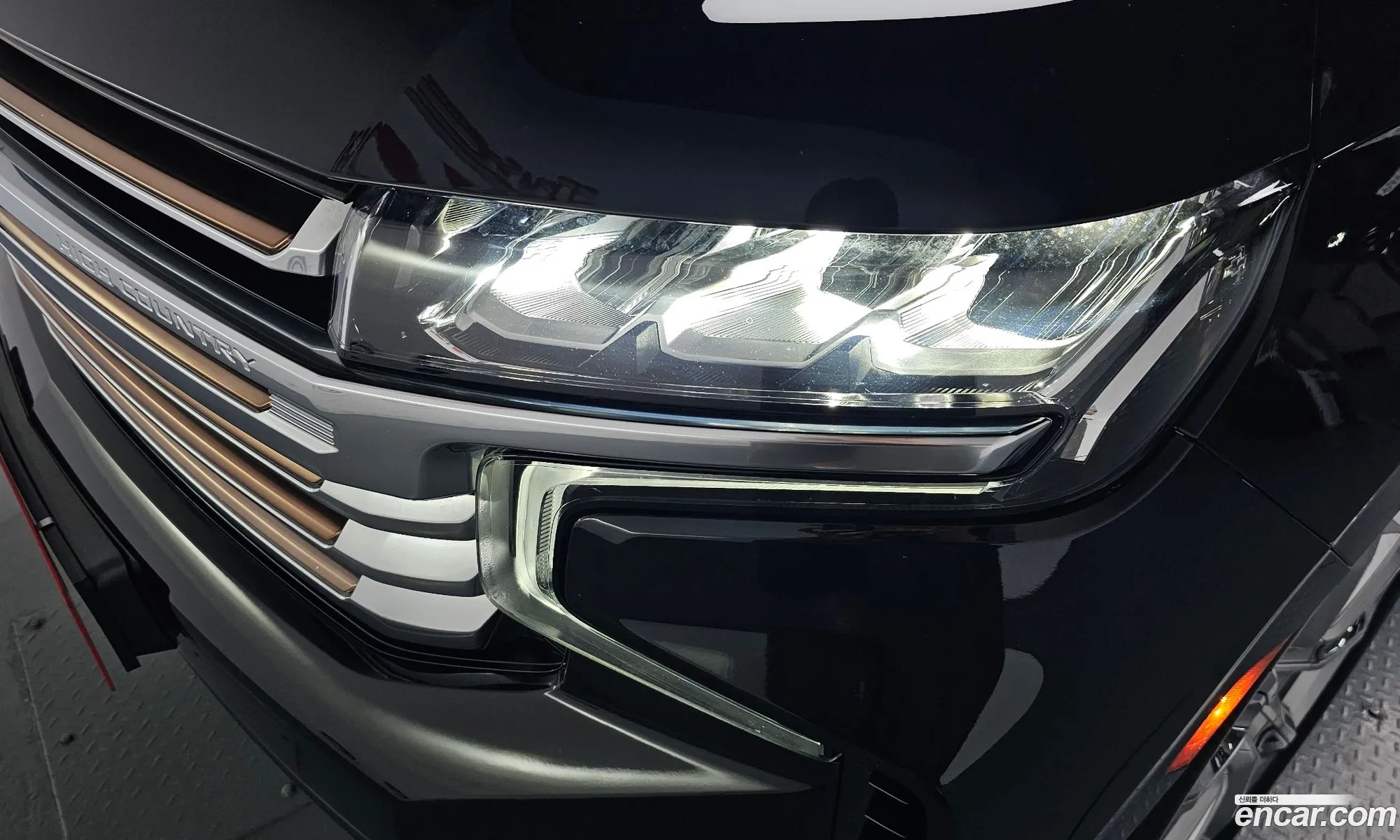 Chevrolet (GM Daewoo) Tahoe 2022 — 4