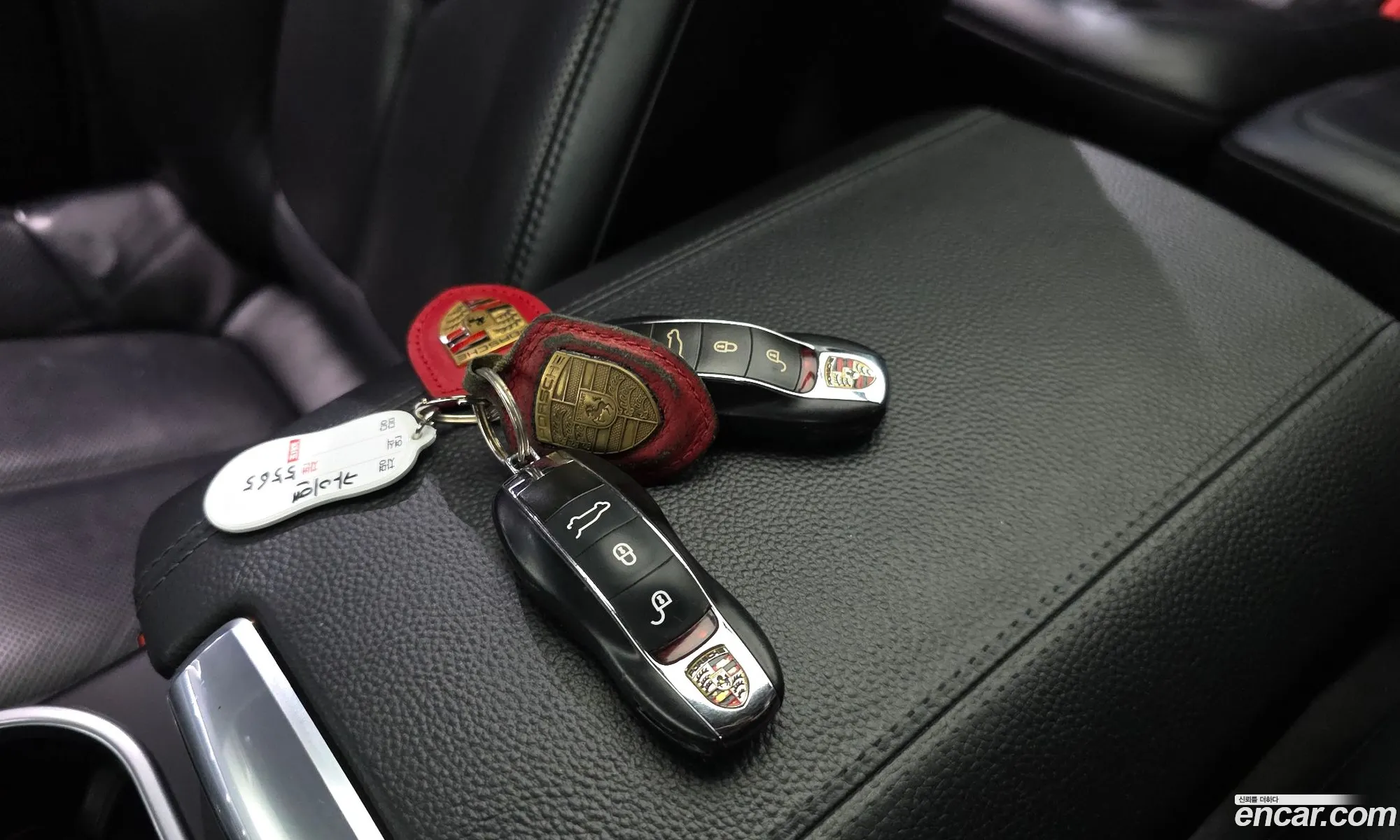 Porsche Cayenne 2017 WP1AF2928HLA30469 — 9