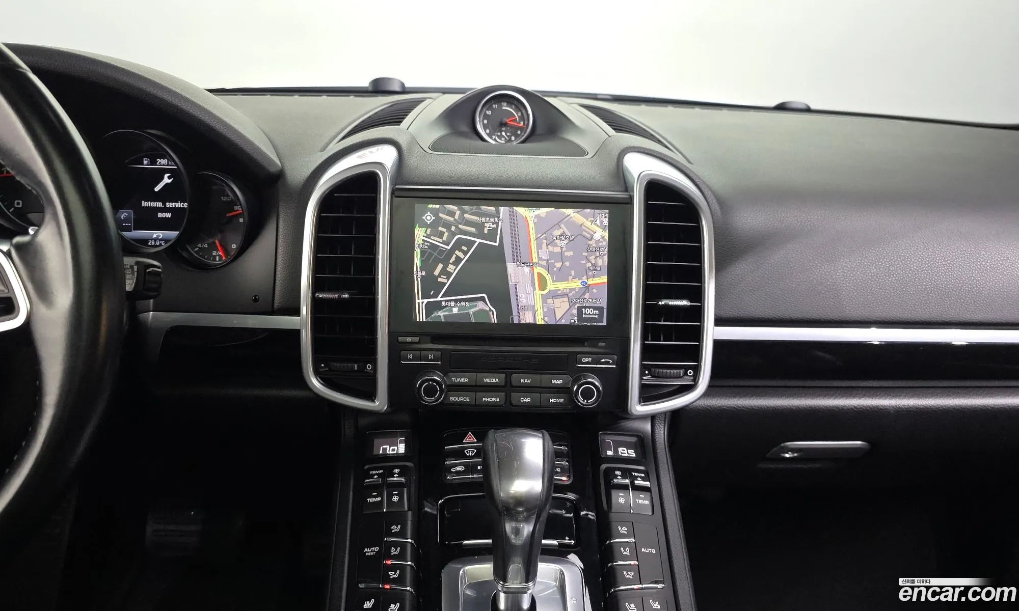 Porsche Cayenne 2017 WP1AF2928HLA30469 — 15